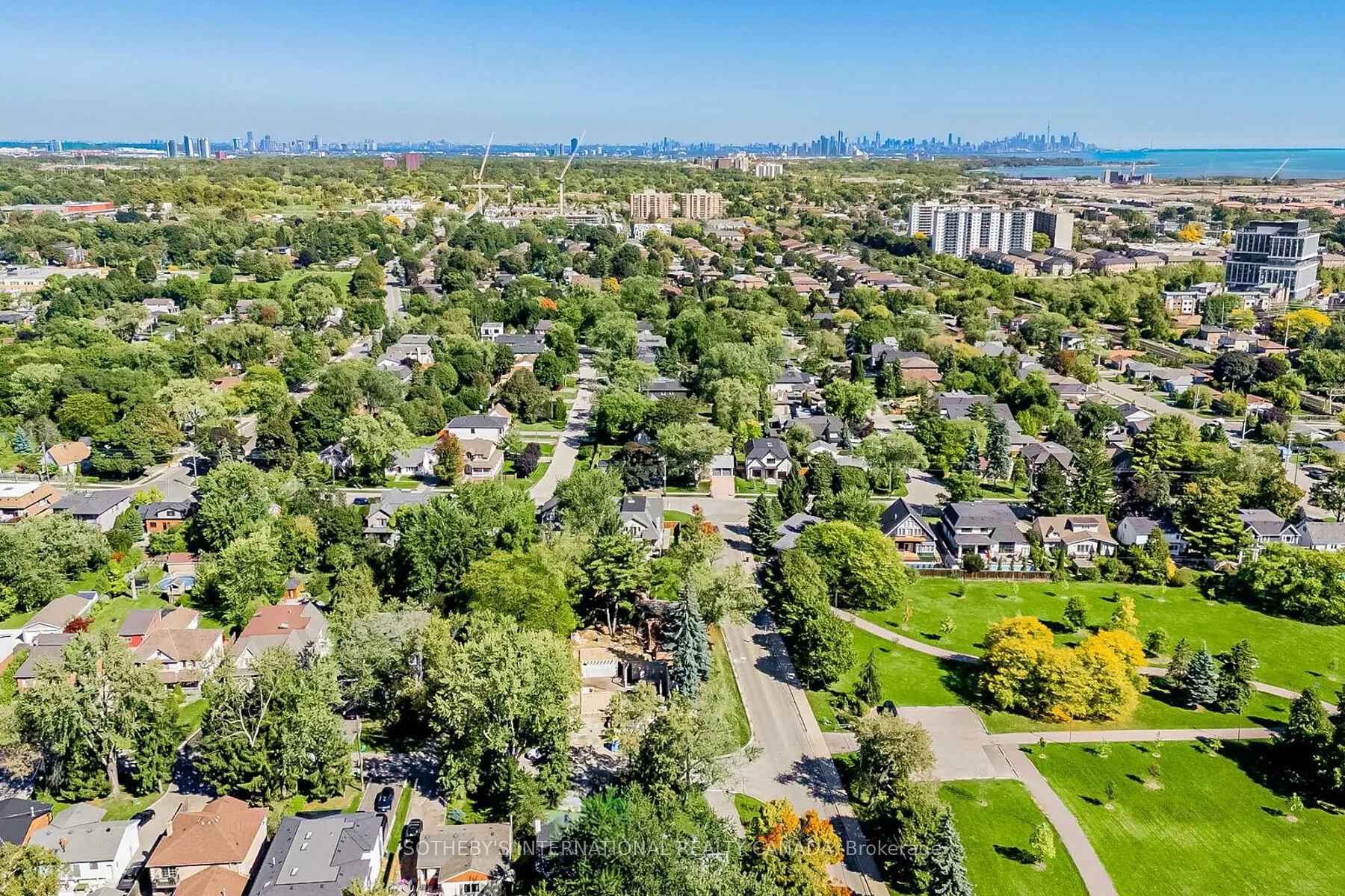 1218 Lakebreeze Drive