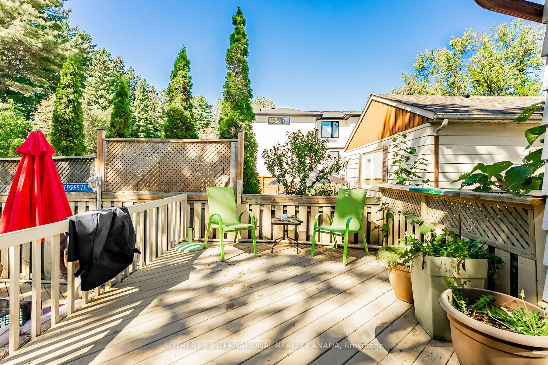 1218 Lakebreeze Drive
