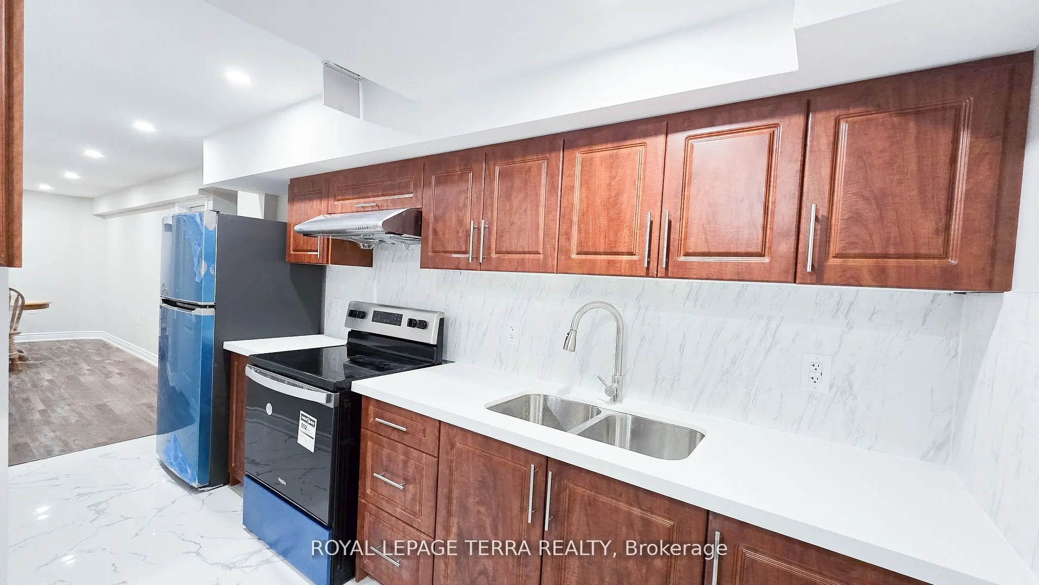 121 Ashdale Road, #BSMT
