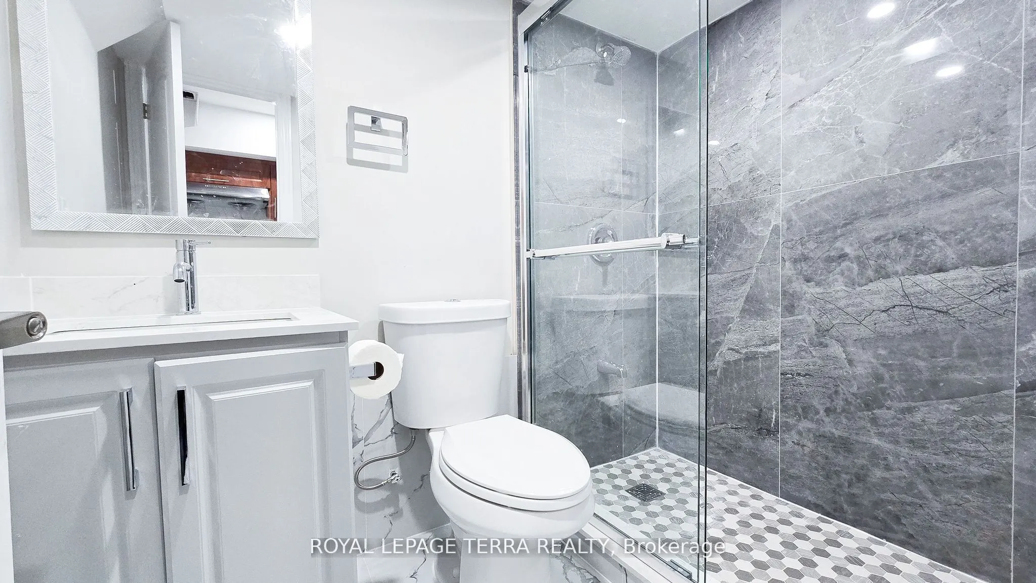121 Ashdale Road, #BSMT