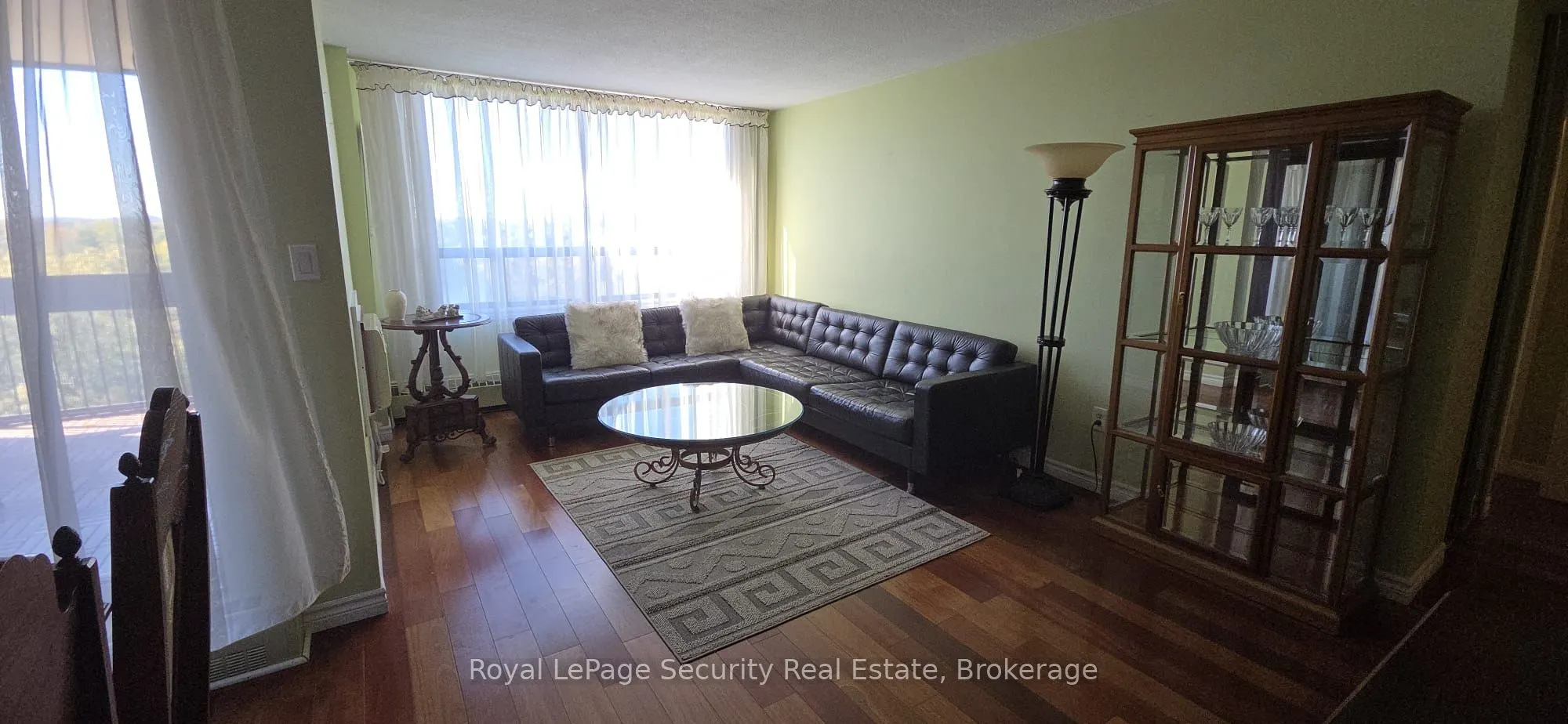2556 Argyle Road, #805
