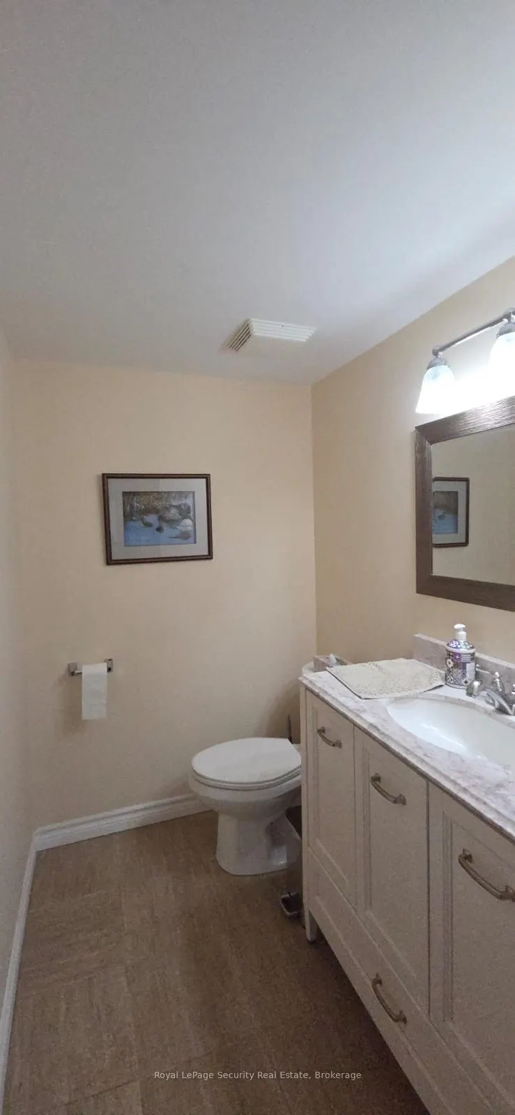 2556 Argyle Road, #805