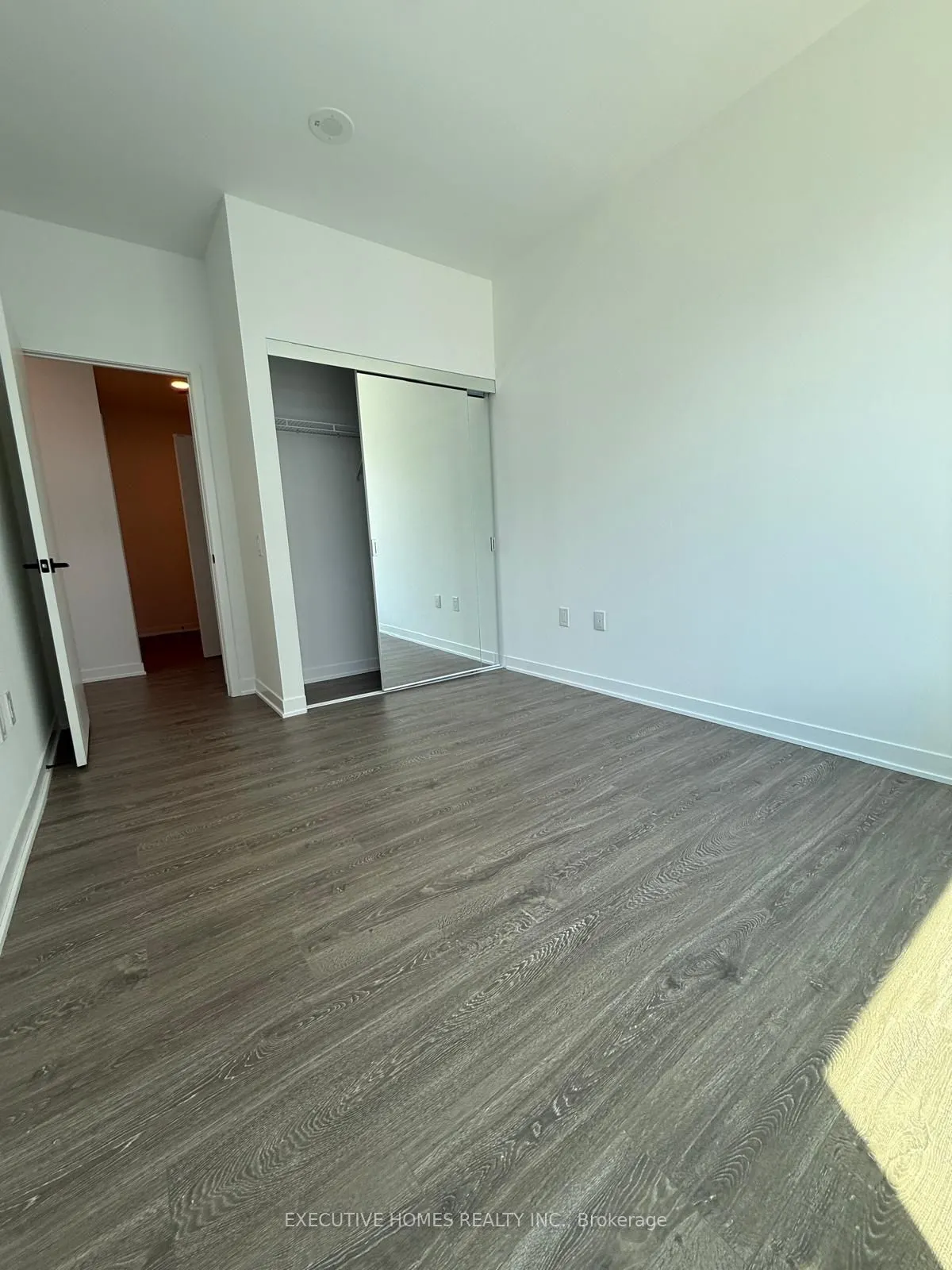 2495 Eglinton Avenue W, #705