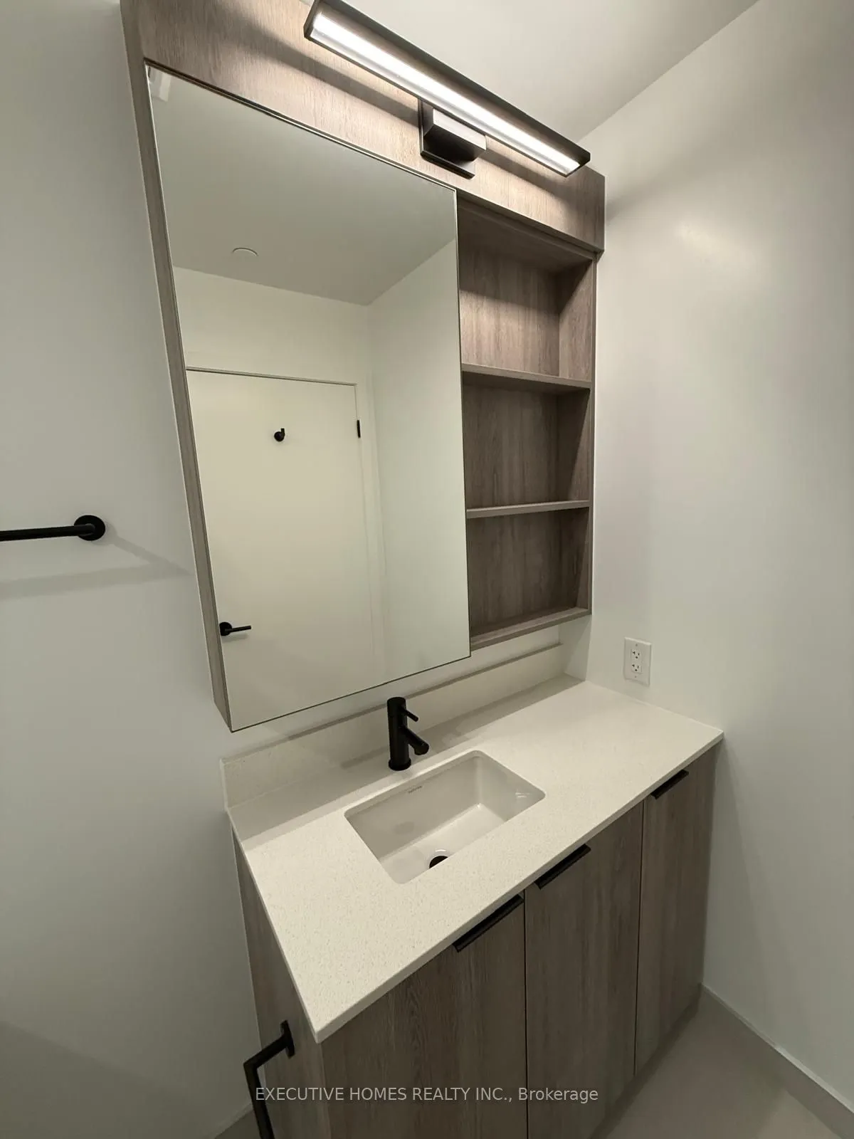 2495 Eglinton Avenue W, #705