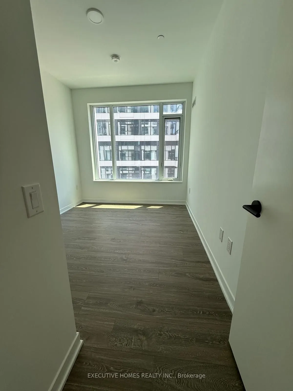 2495 Eglinton Avenue W, #705