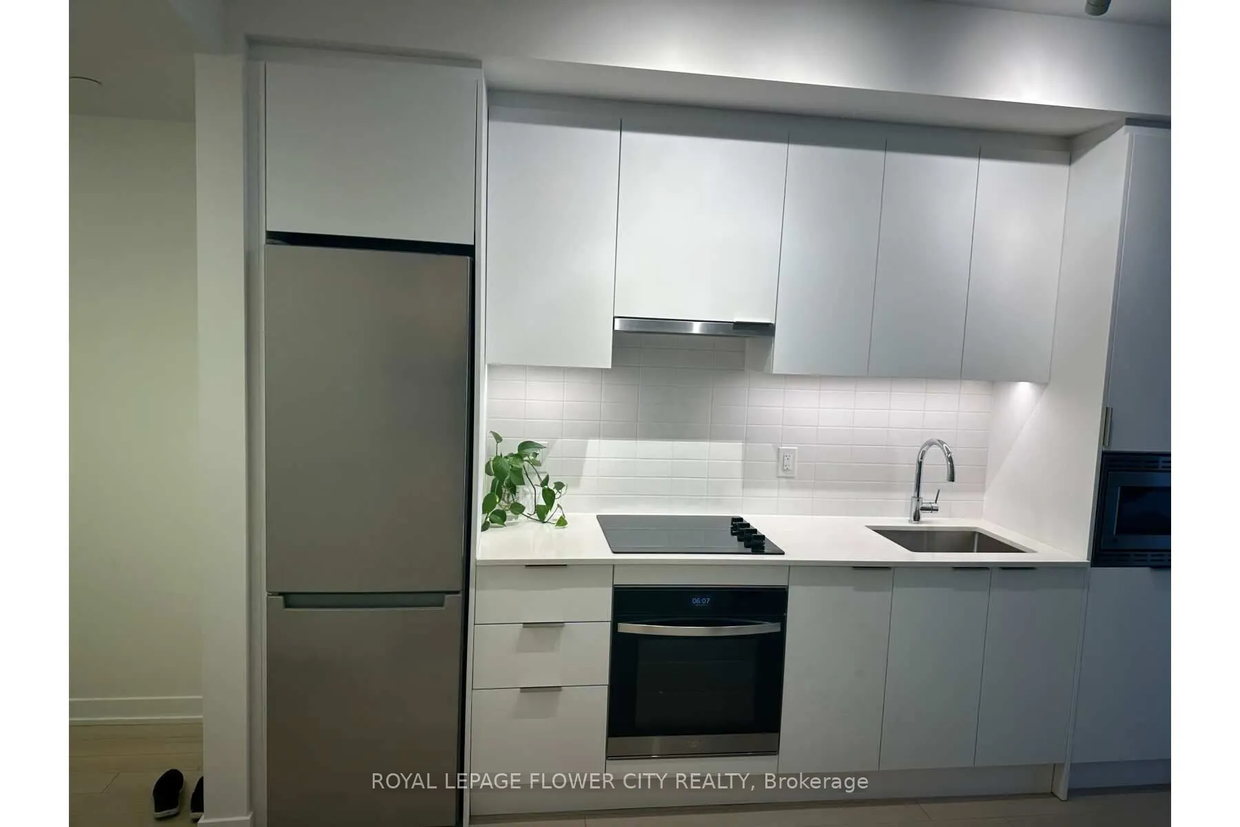 3079 Trafalgar Road, #1311