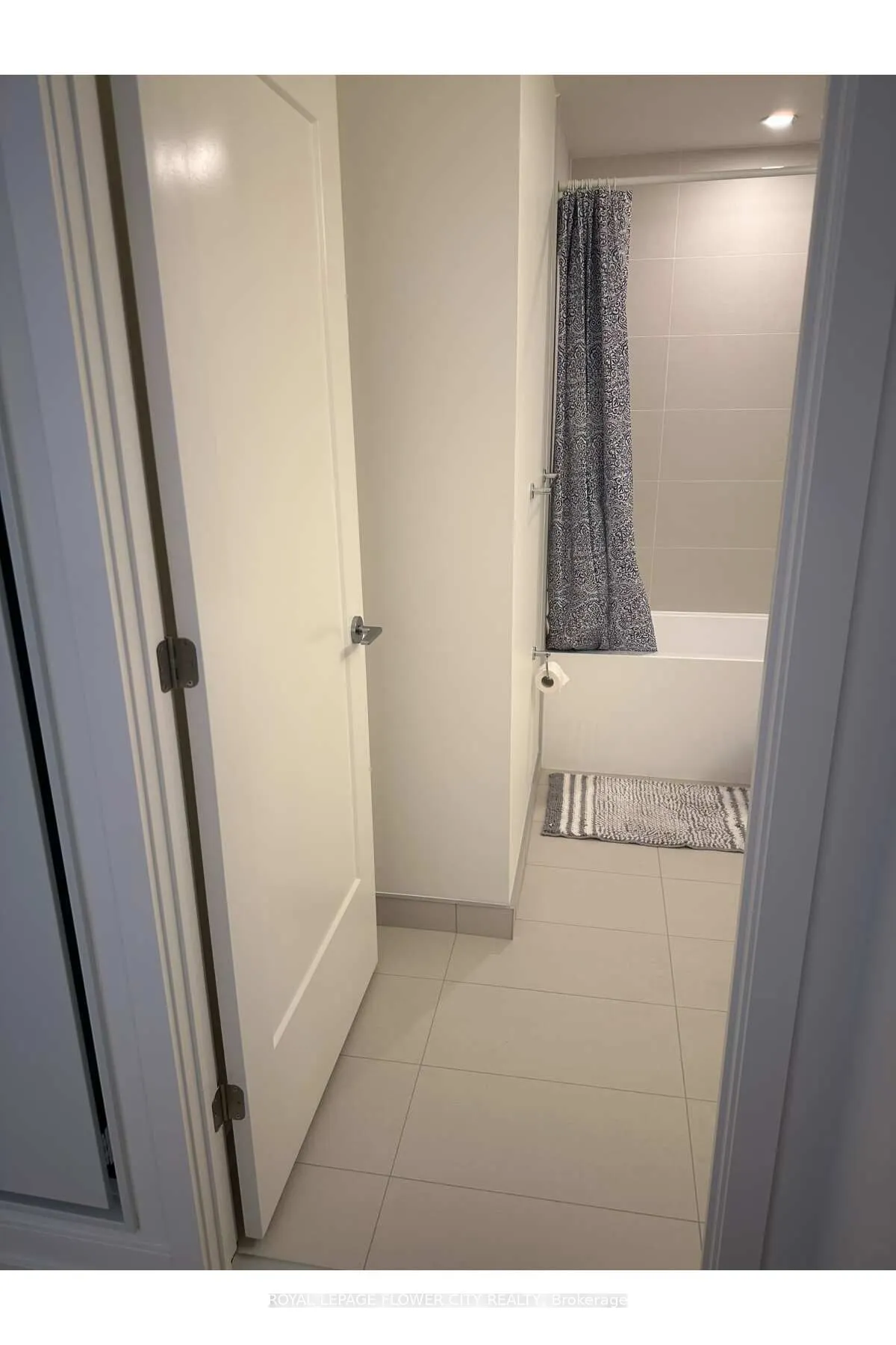 3079 Trafalgar Road, #1311