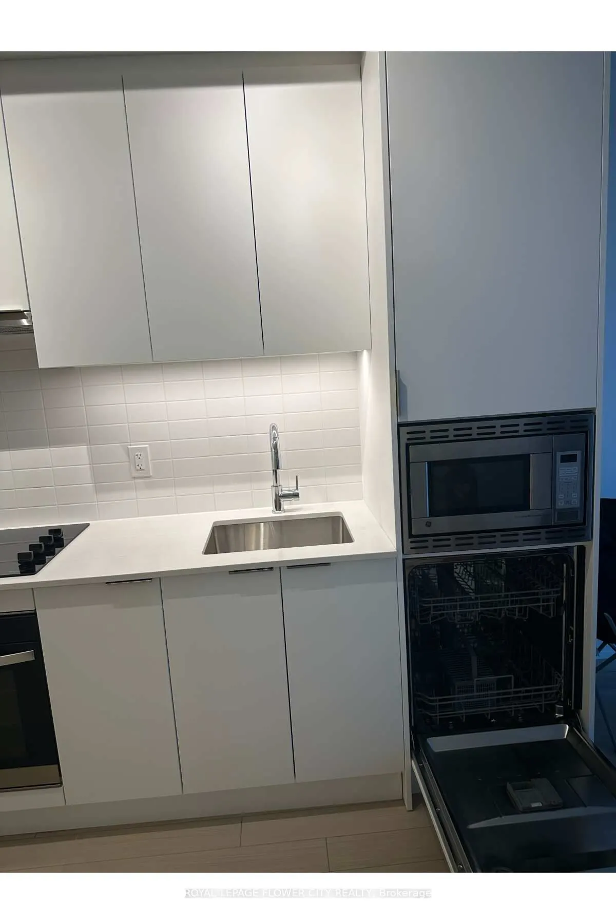 3079 Trafalgar Road, #1311