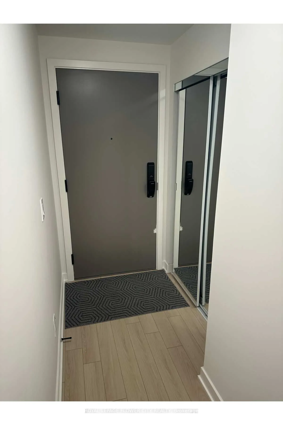 3079 Trafalgar Road, #1311