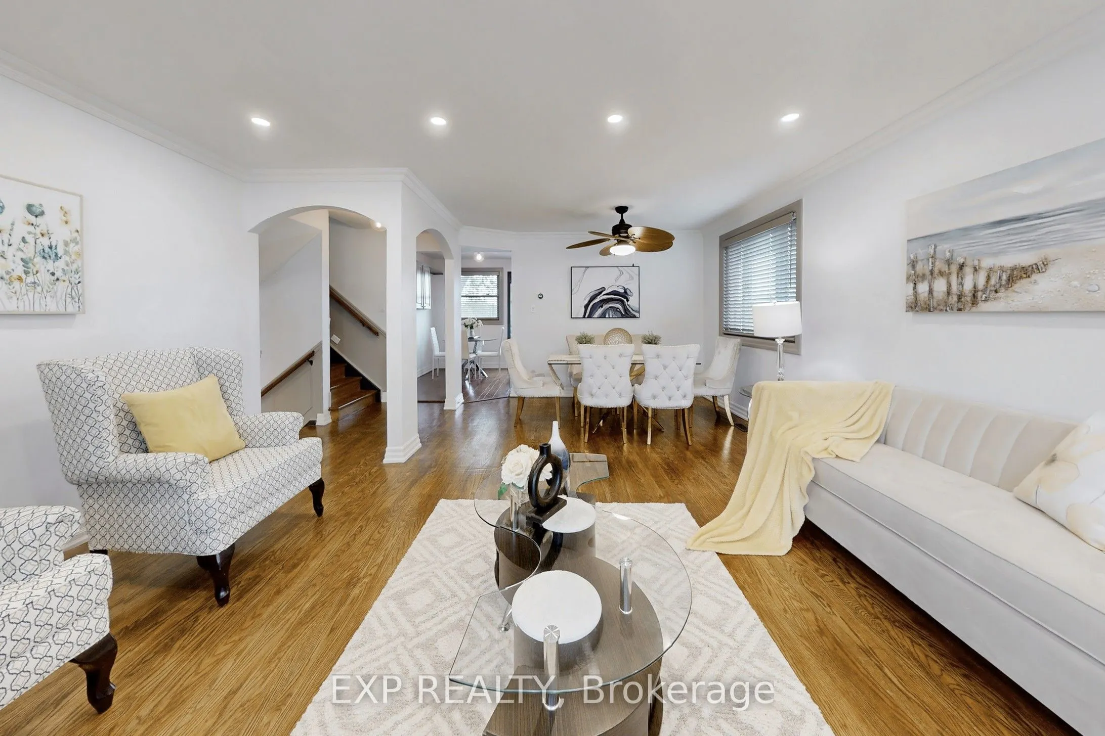 5 Lockton Crescent