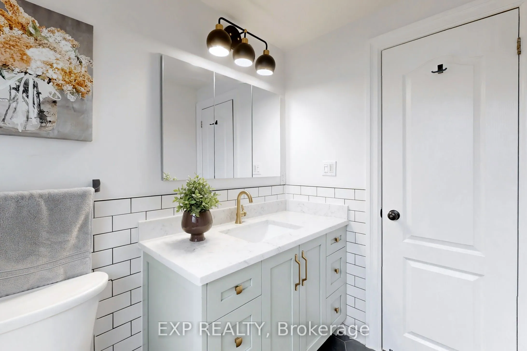 5 Lockton Crescent