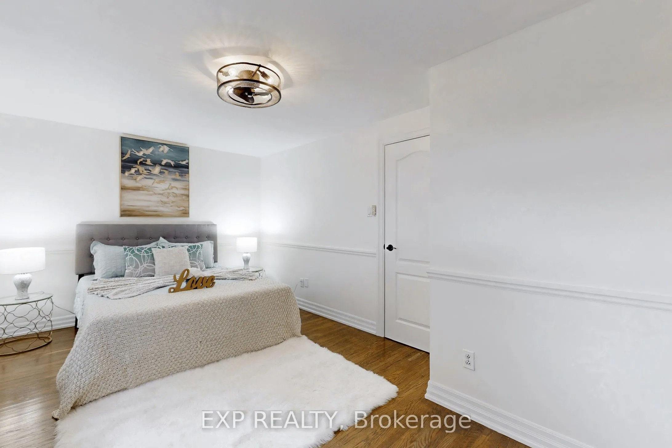 5 Lockton Crescent