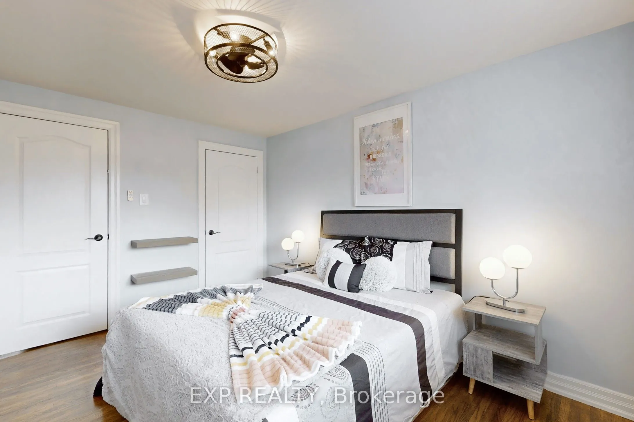 5 Lockton Crescent