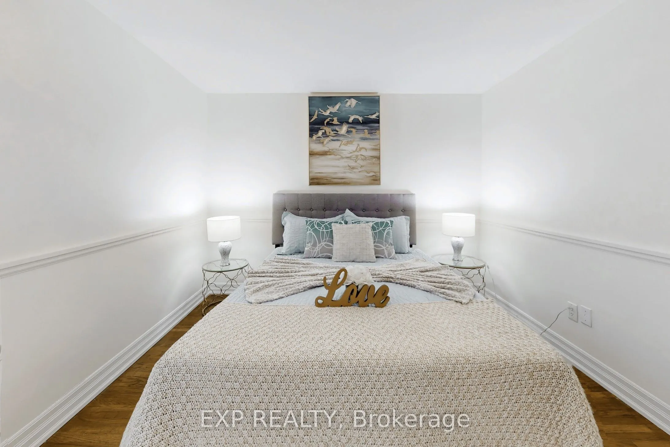 5 Lockton Crescent