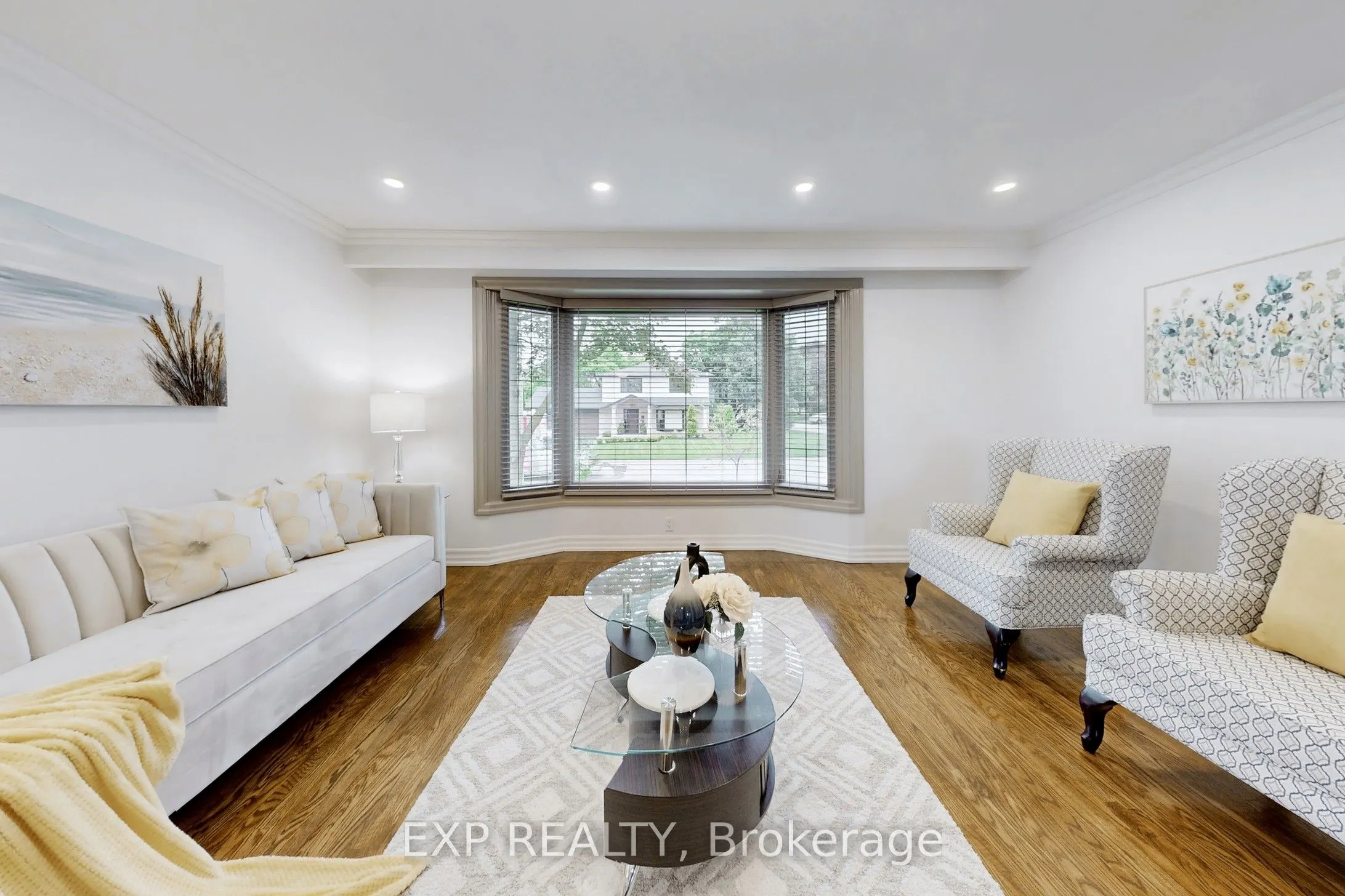 5 Lockton Crescent