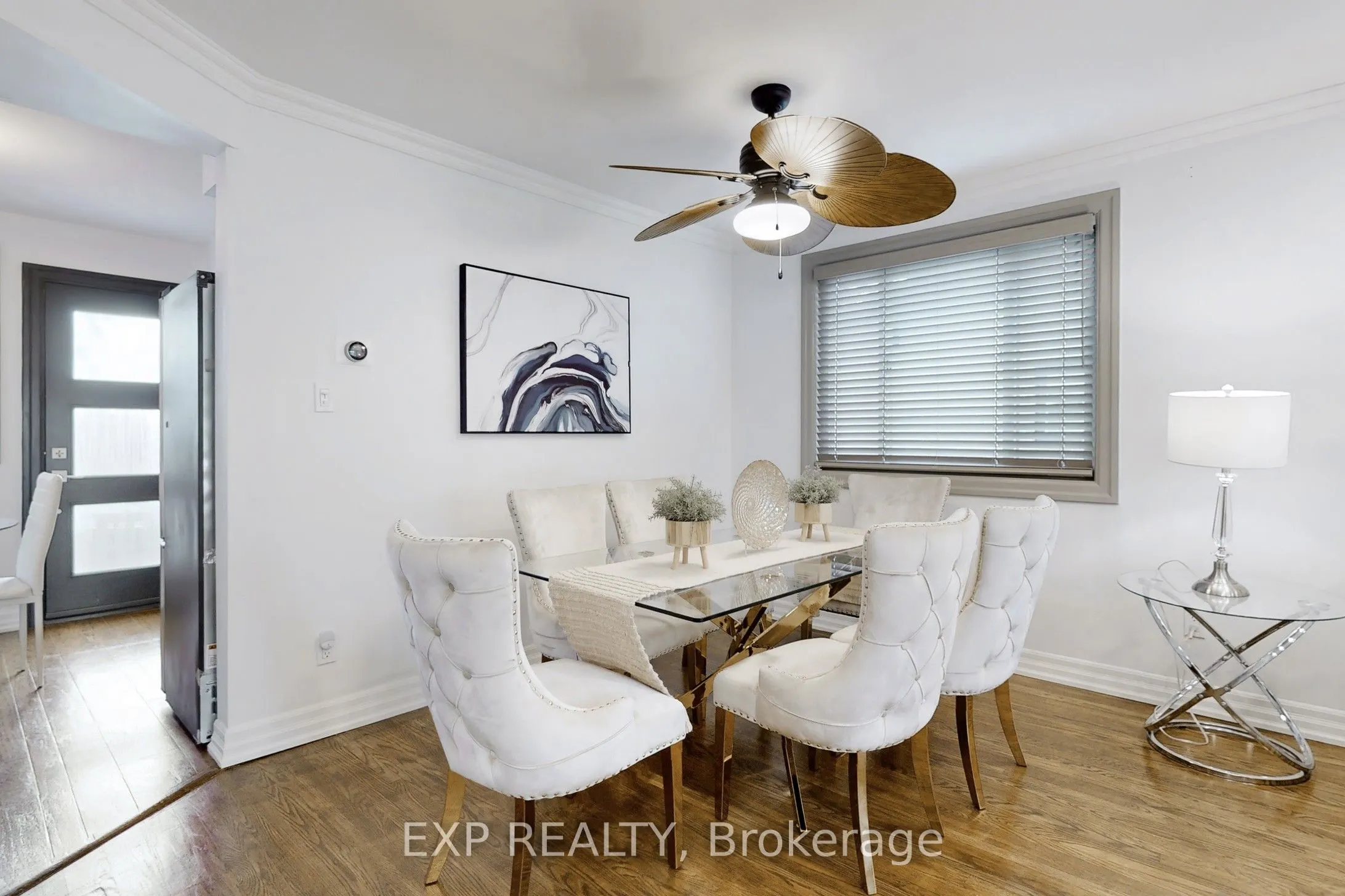 5 Lockton Crescent