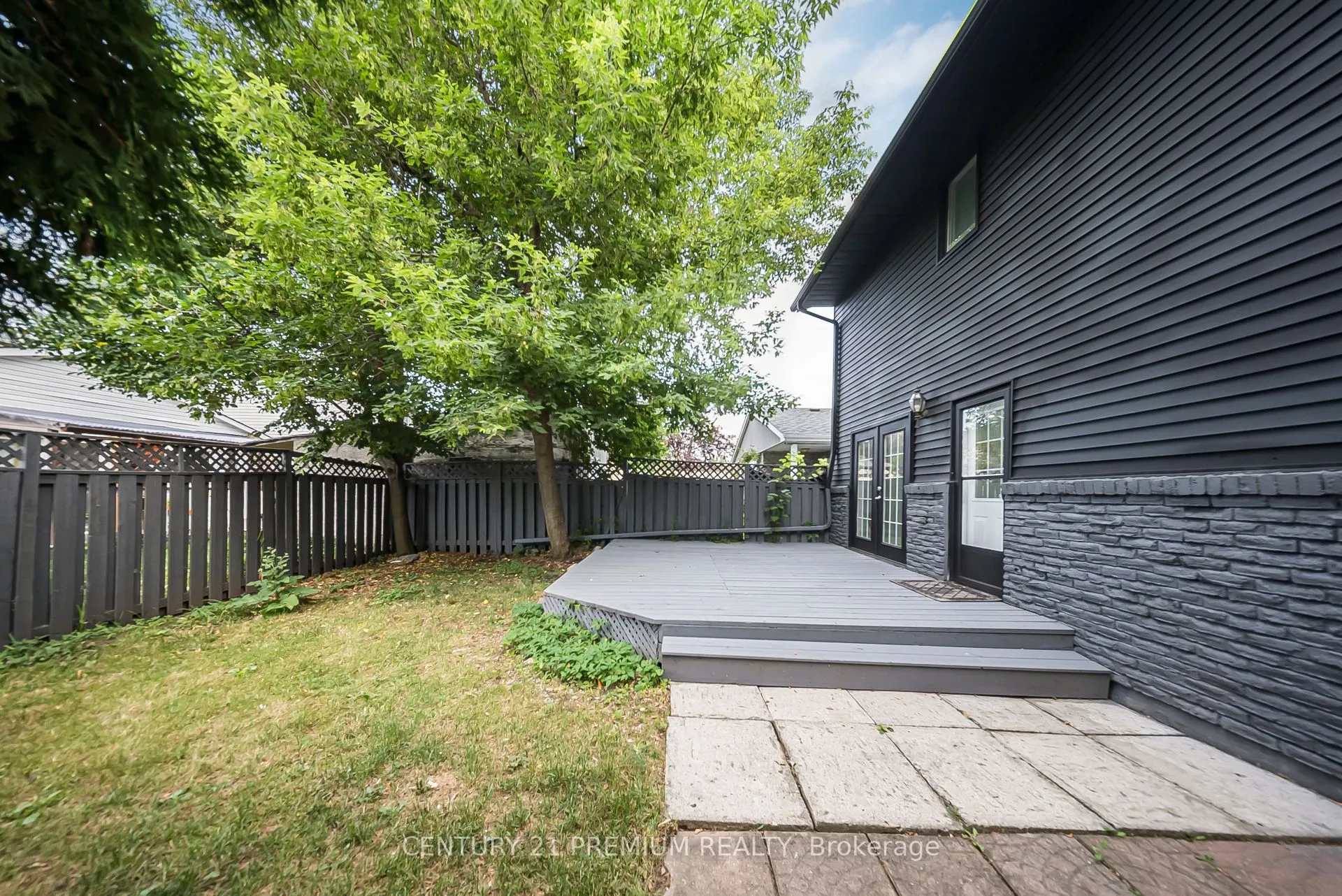 3 Garland Court