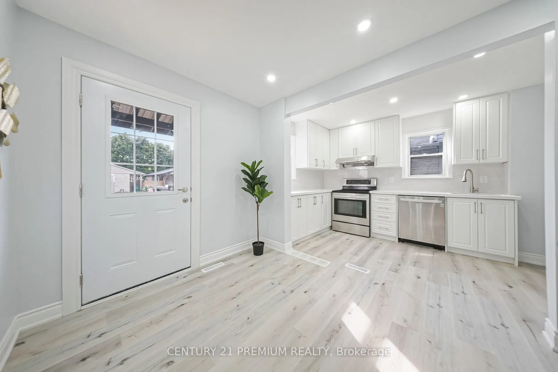 3 Garland Court