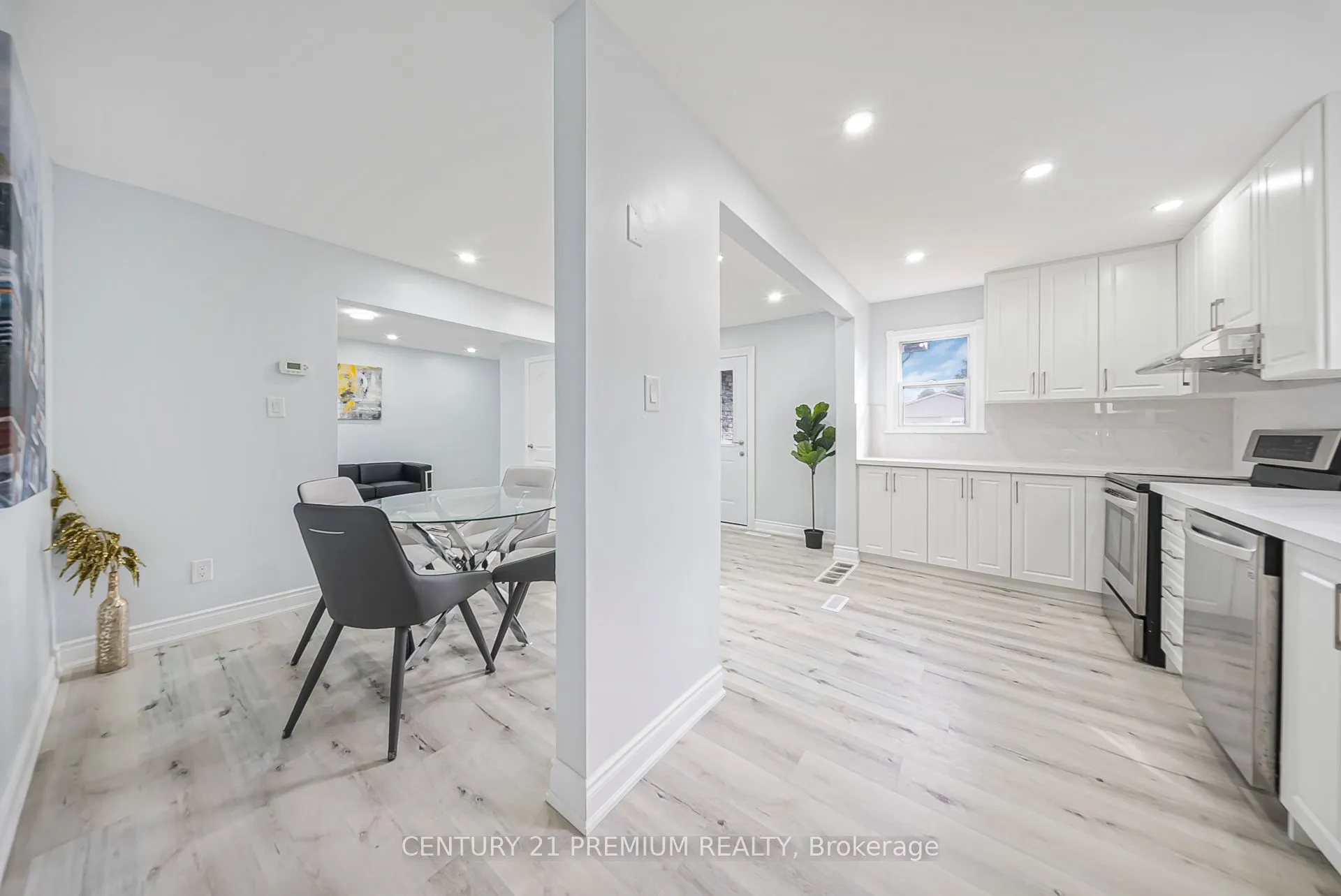 3 Garland Court
