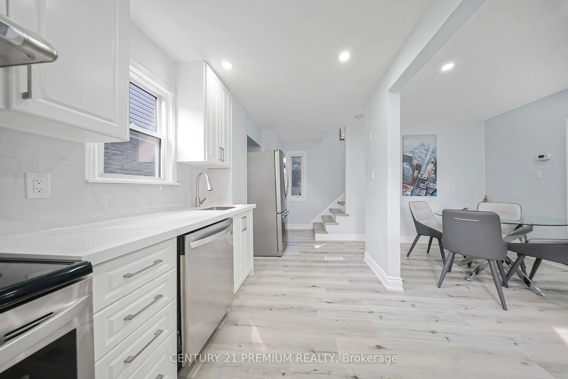 3 Garland Court
