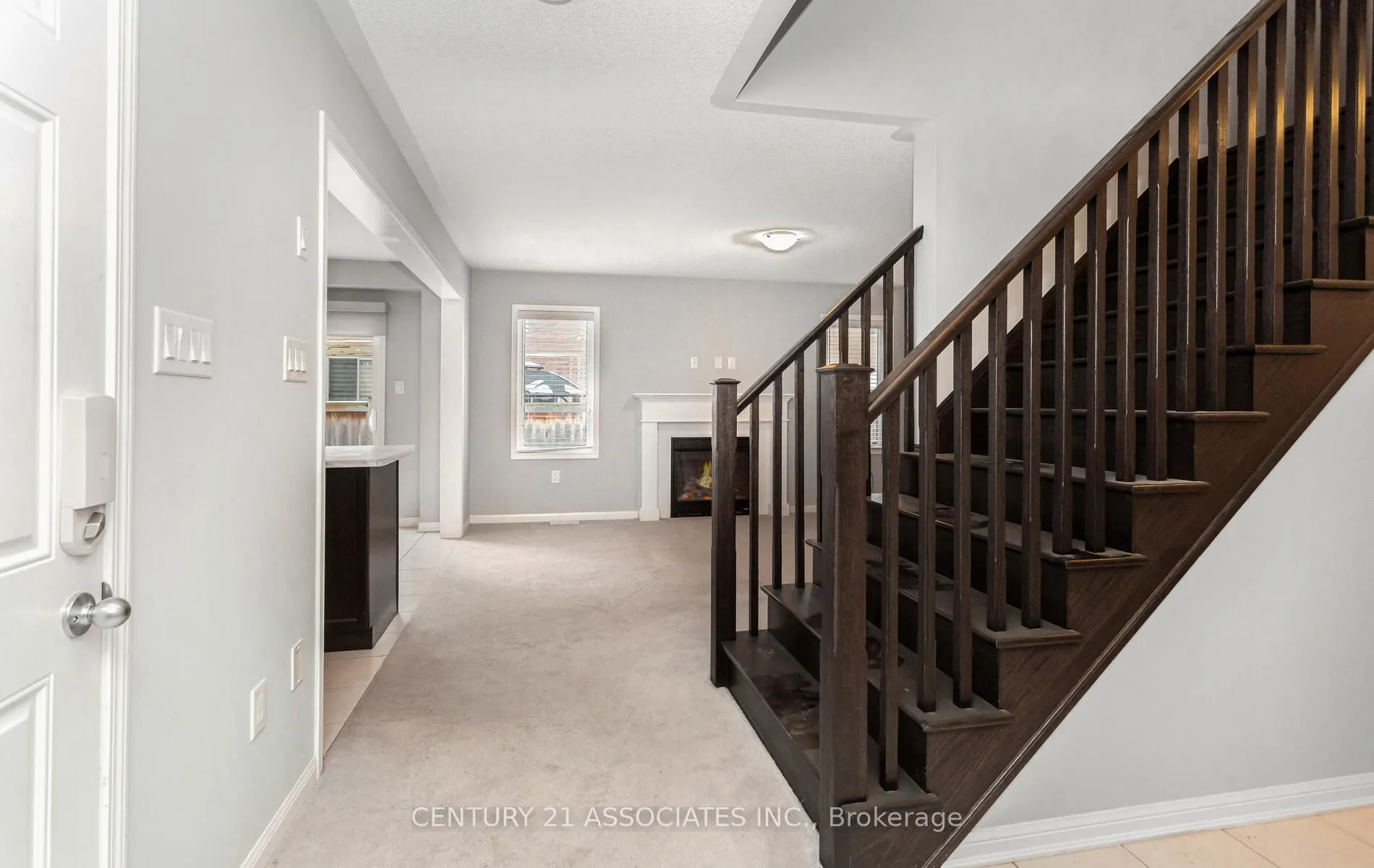261 Gleave ( Upper Level) Terrace