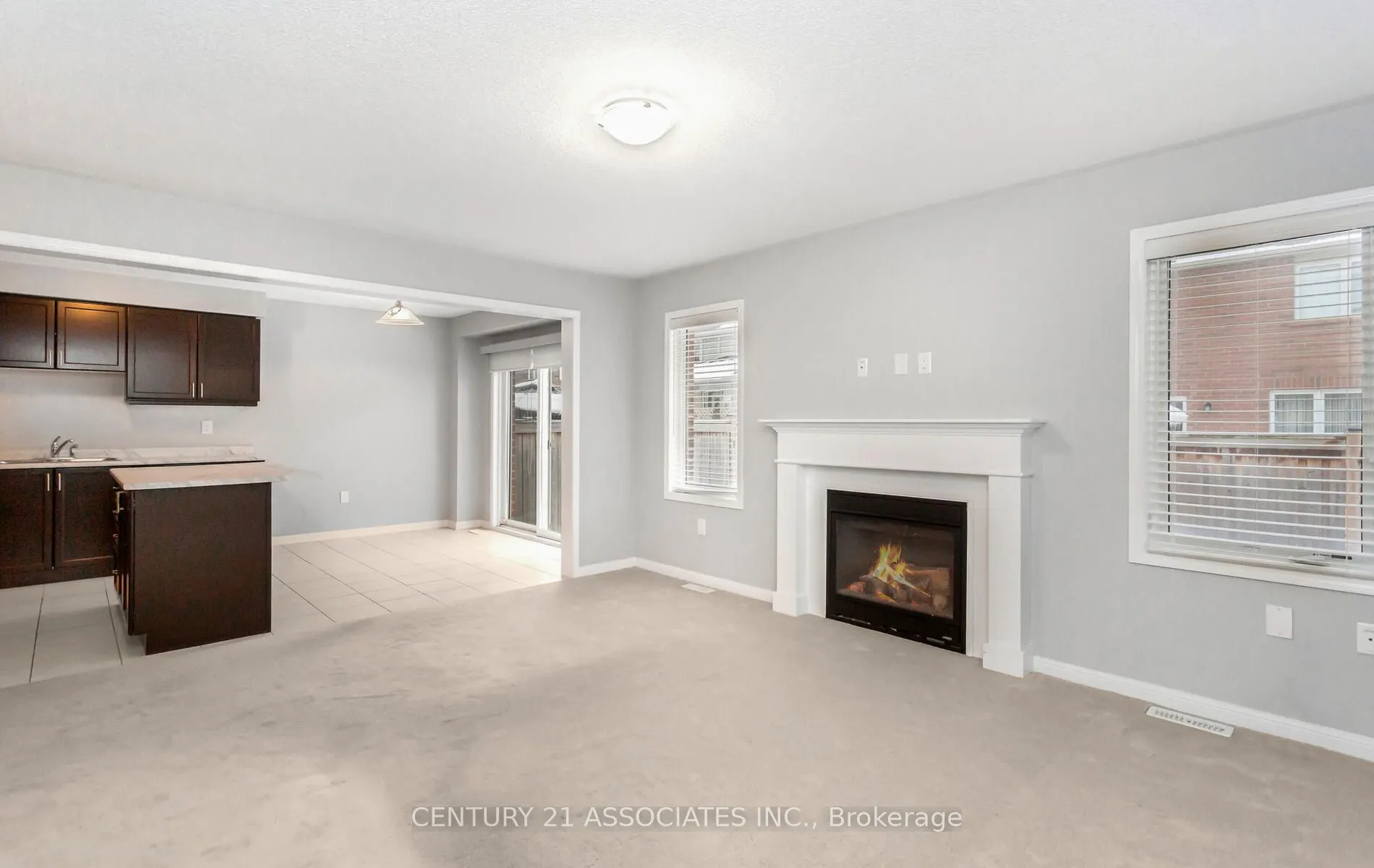 261 Gleave ( Upper Level) Terrace