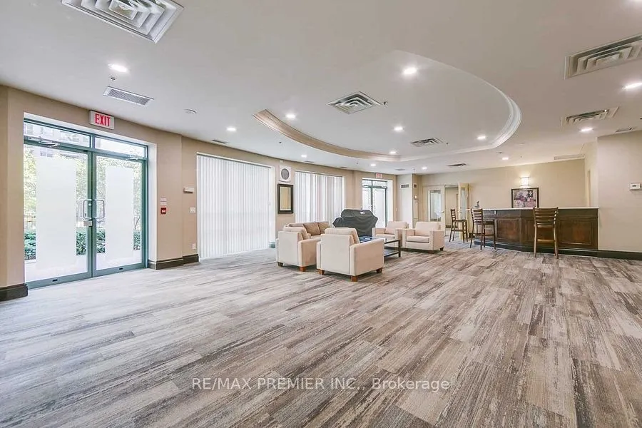 9 Michael Power Place, #704