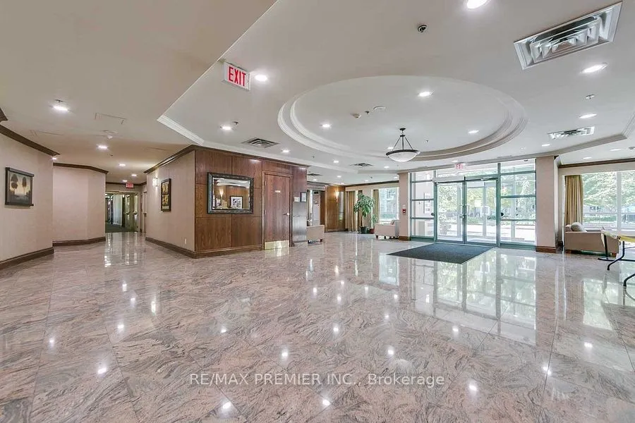 9 Michael Power Place, #704