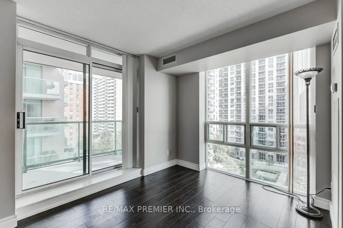 9 Michael Power Place, #704