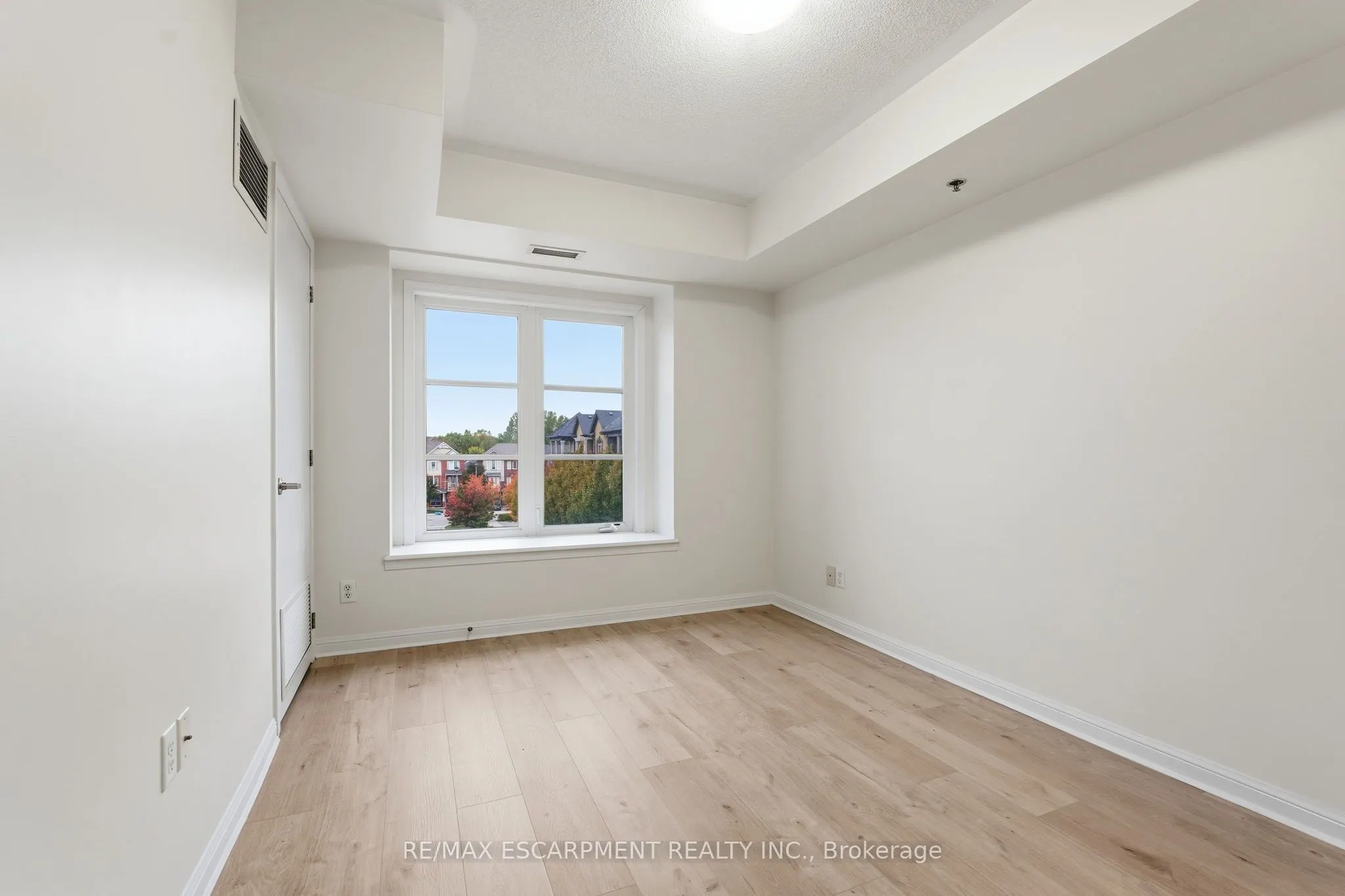 3060 Rotary Way, #427