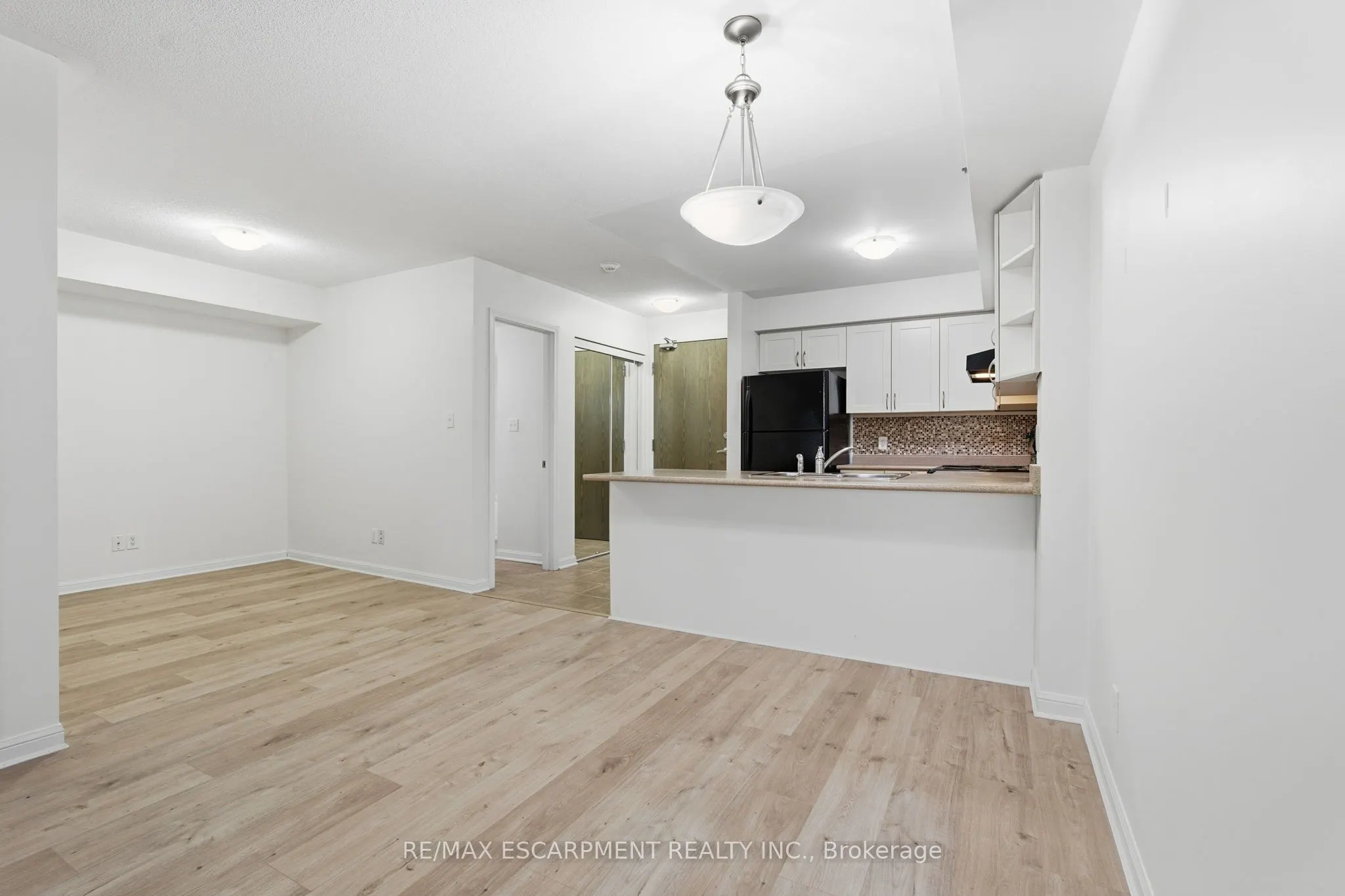 3060 Rotary Way, #427