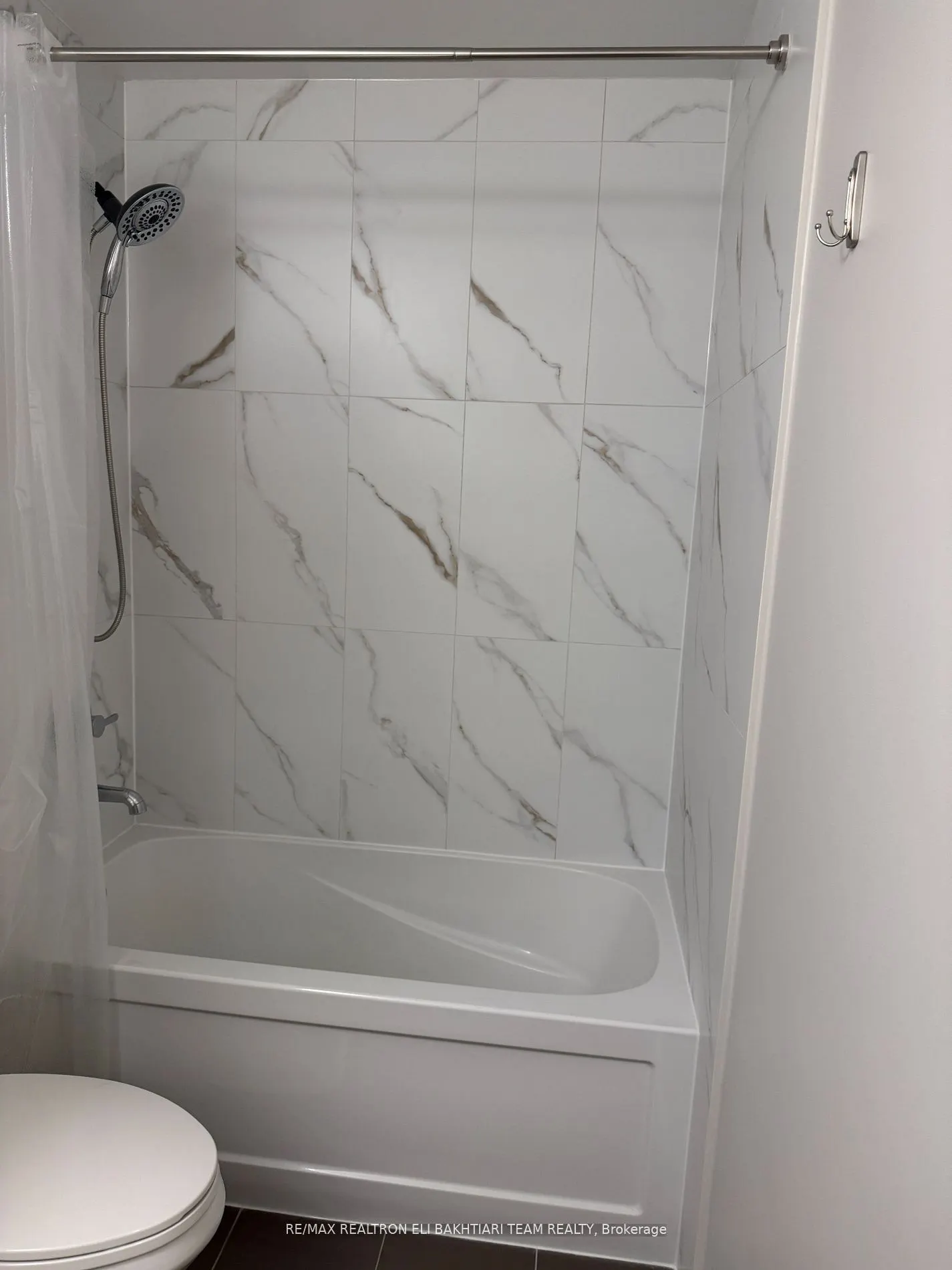 3985 Grand Park Drive, #1806