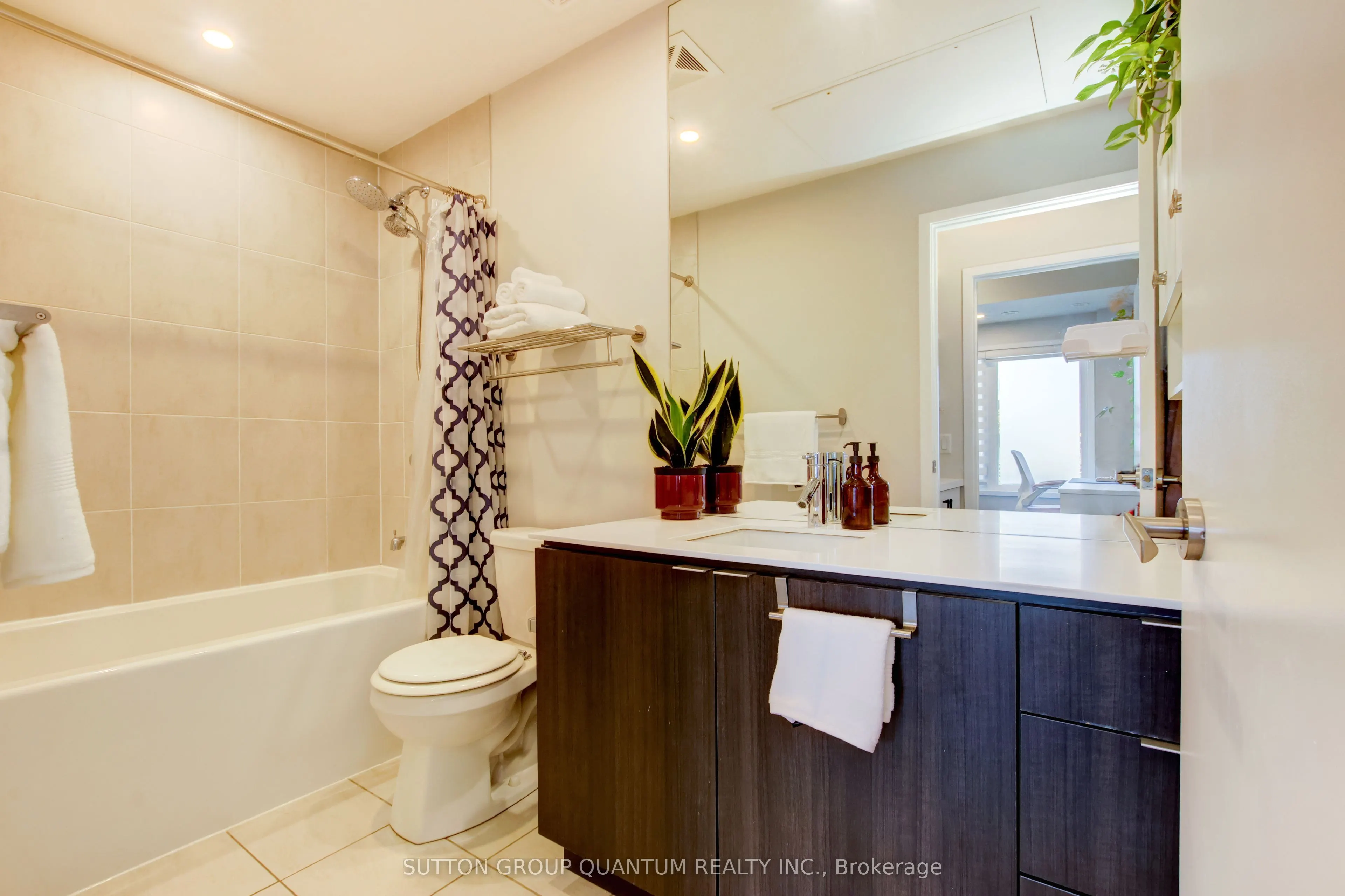 5035 Harvard Road, #115
