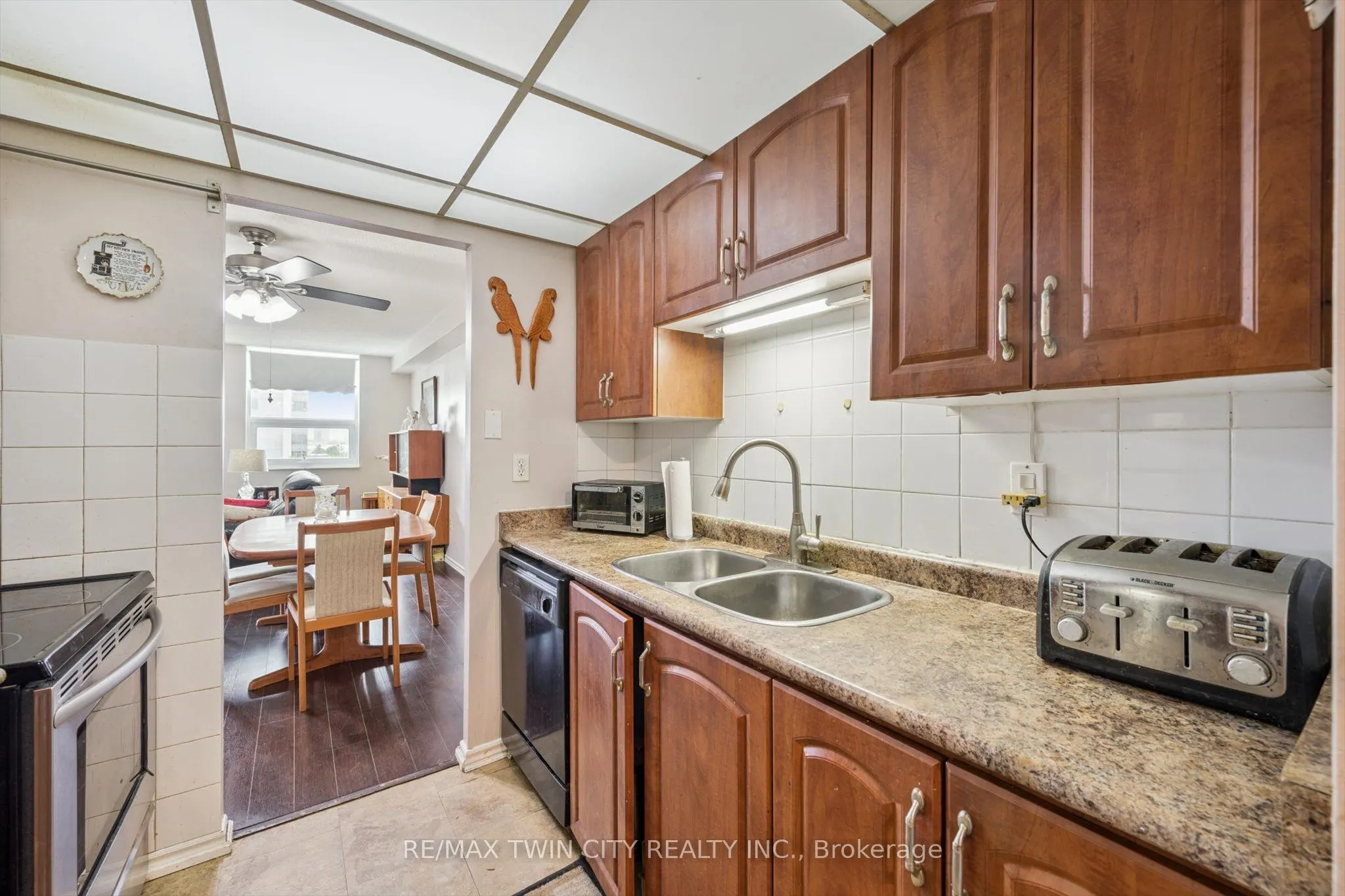 4 Lisa Street, #704