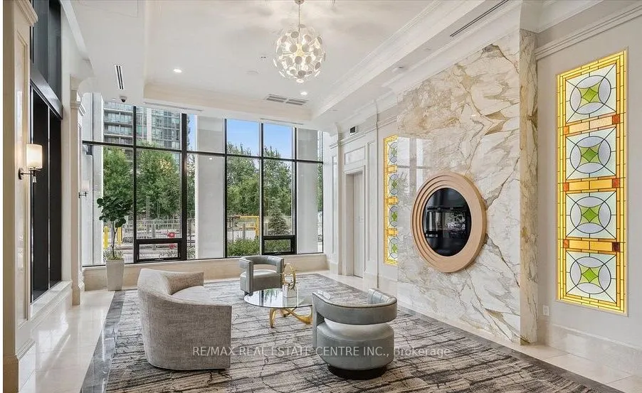36 ELM Drive, #3703