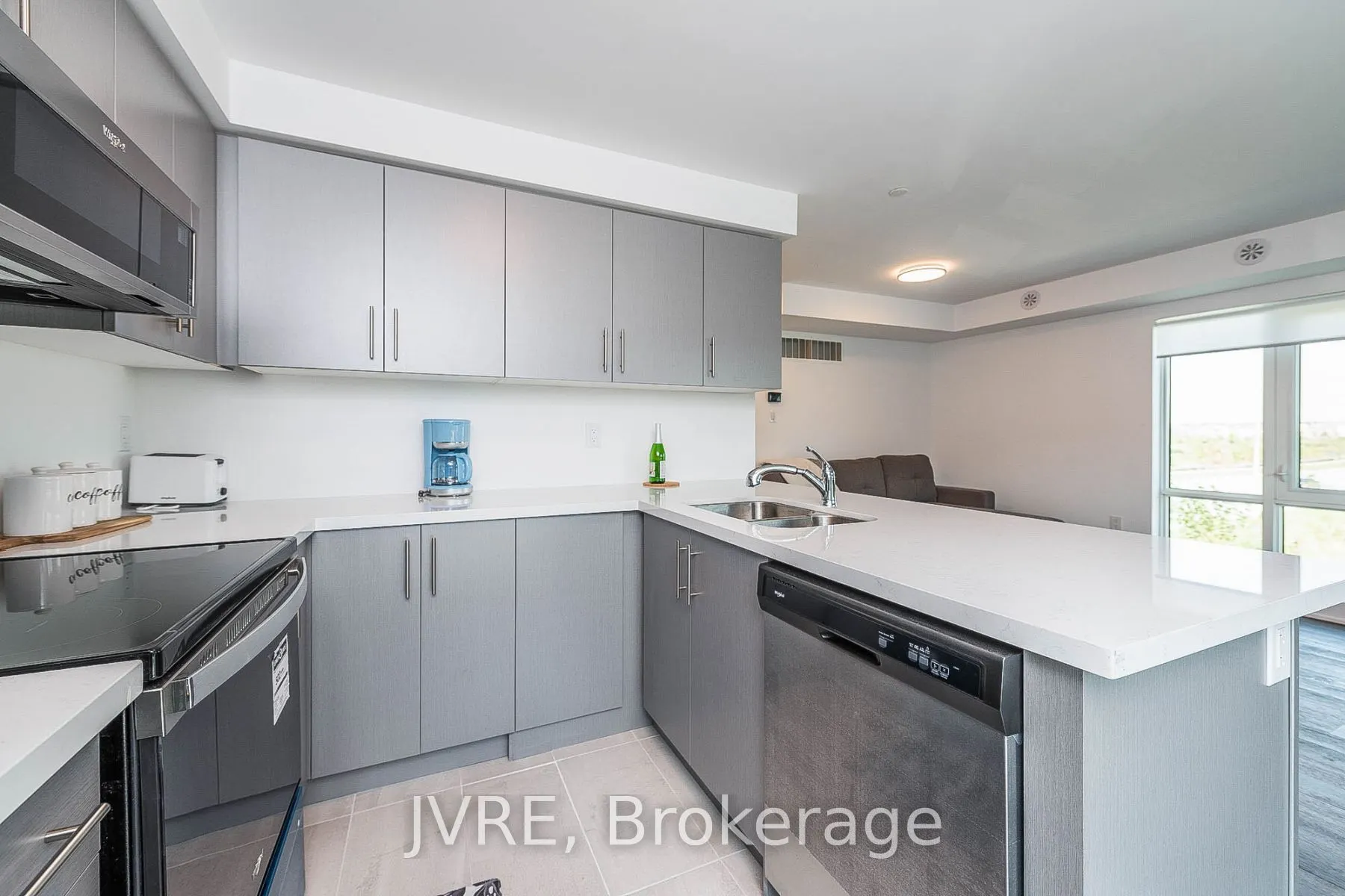 195 Veterans Drive, #5