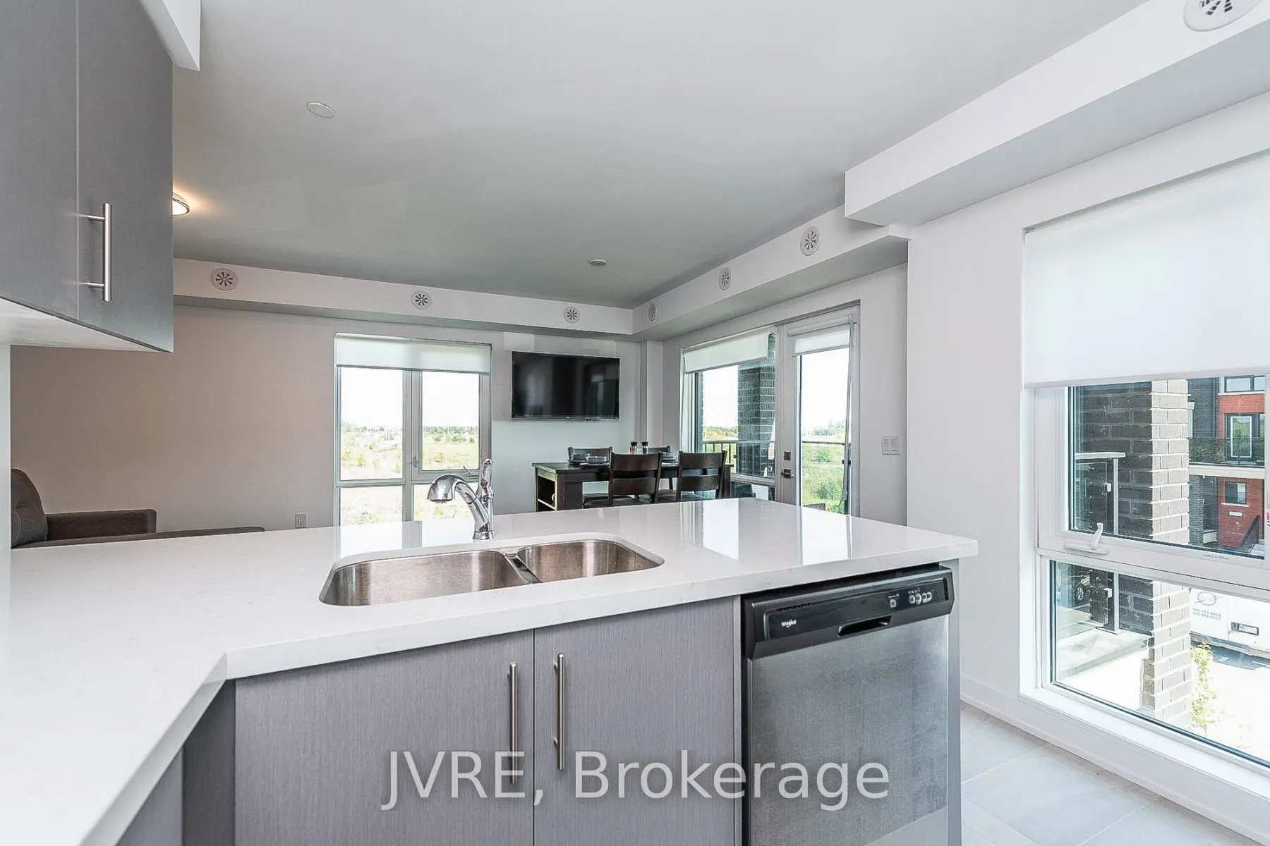 195 Veterans Drive, #5