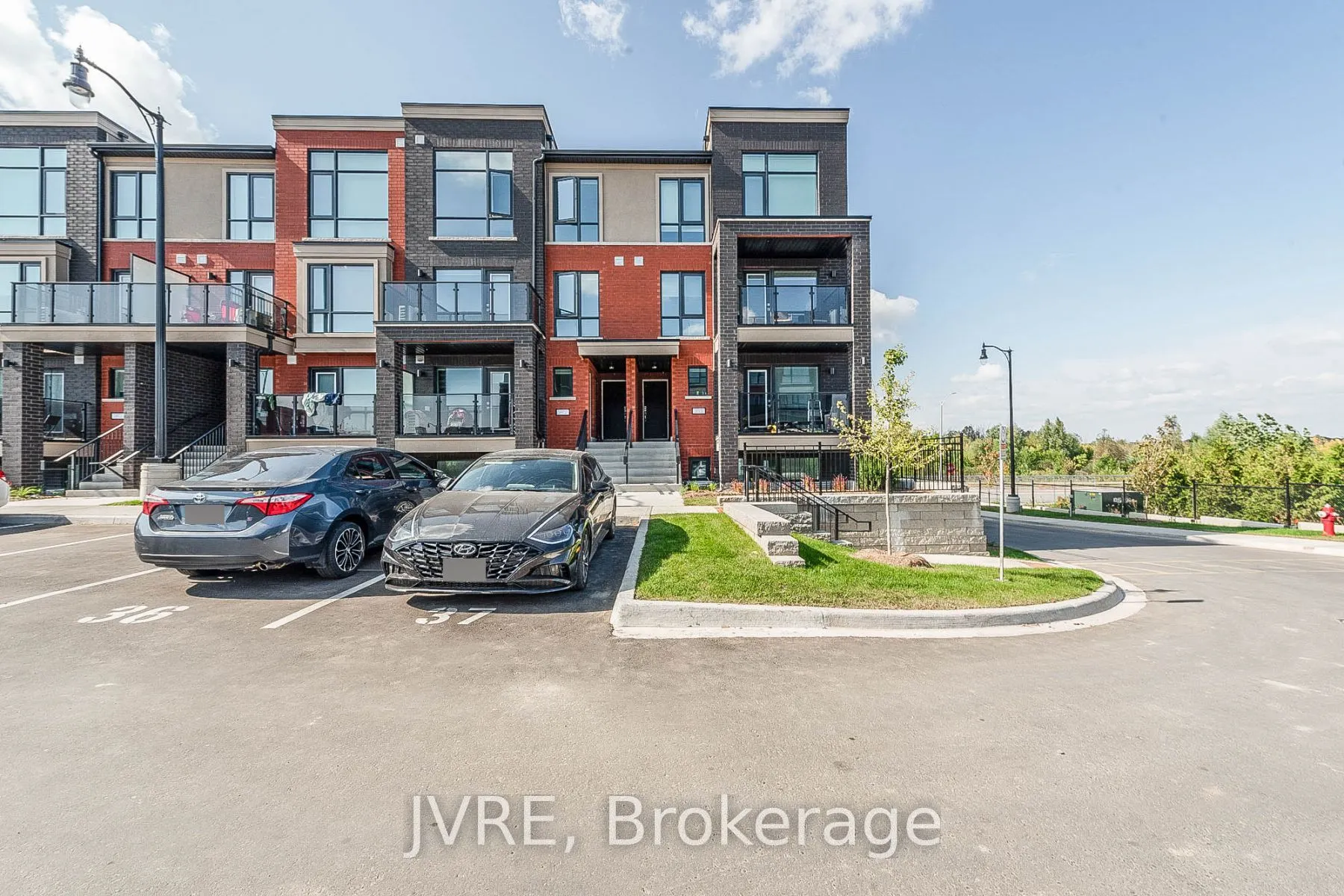 195 Veterans Drive, #5