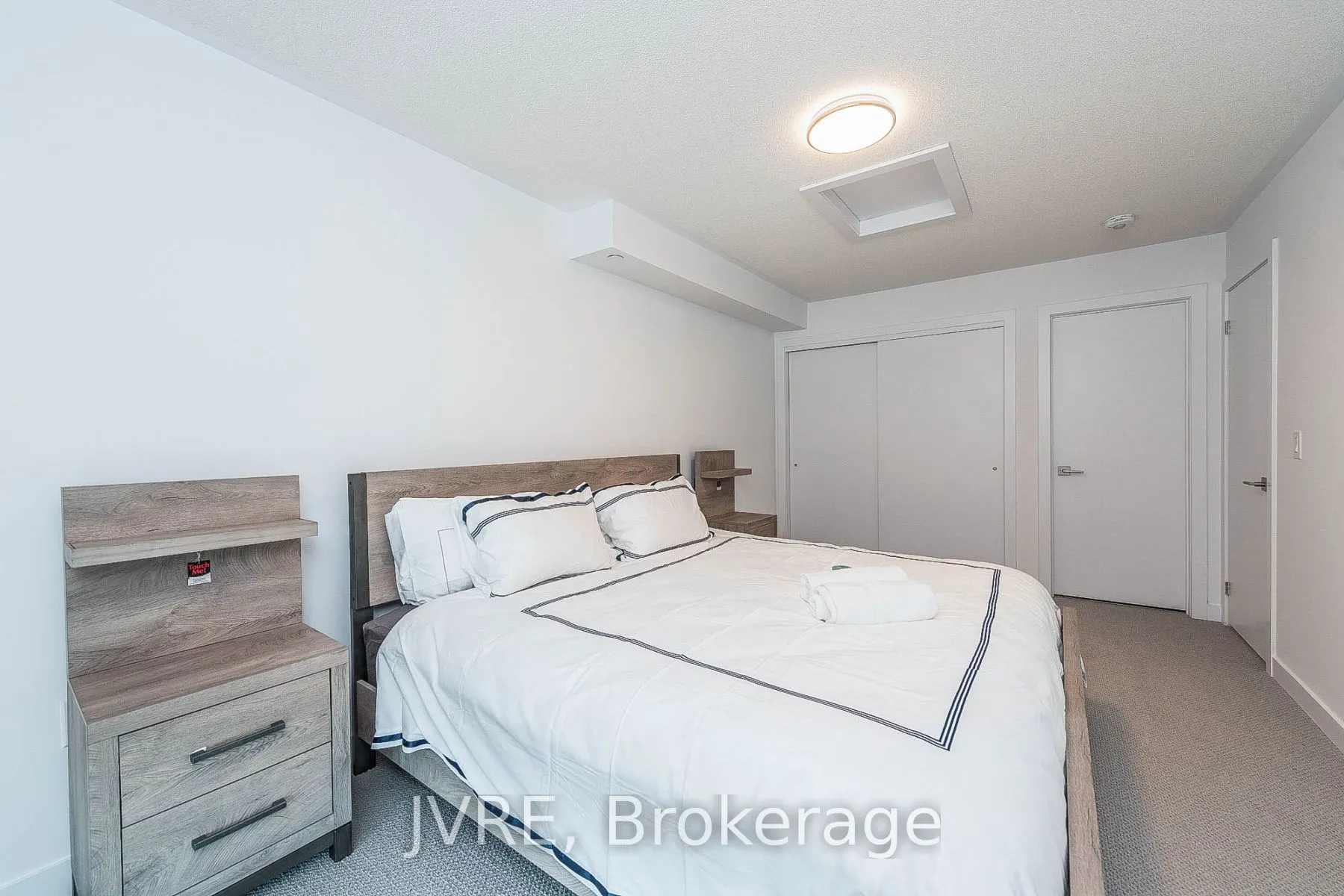 195 Veterans Drive, #5
