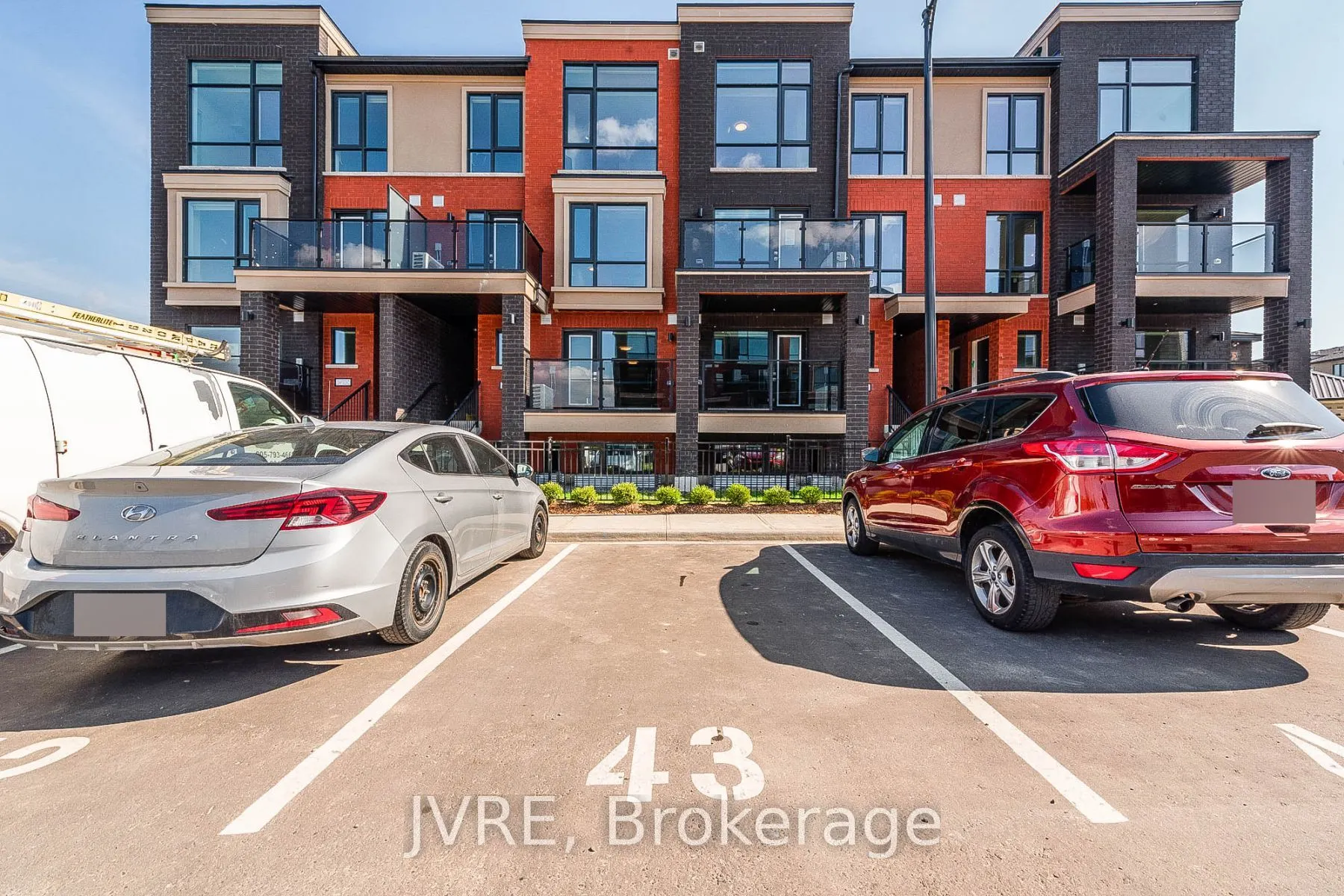 195 Veterans Drive, #5