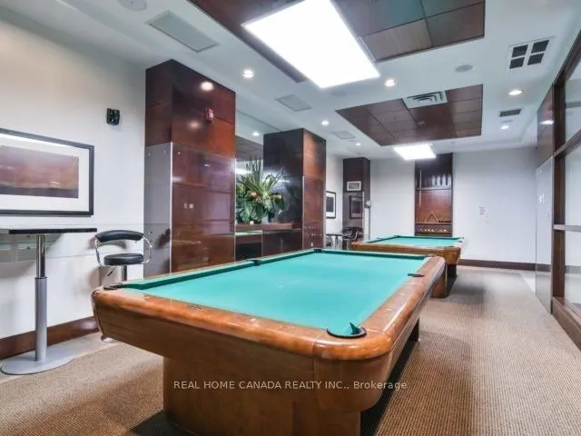 310 Burnhamthorpe Road W, #2811
