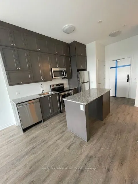 95 Dundas Street S, #411