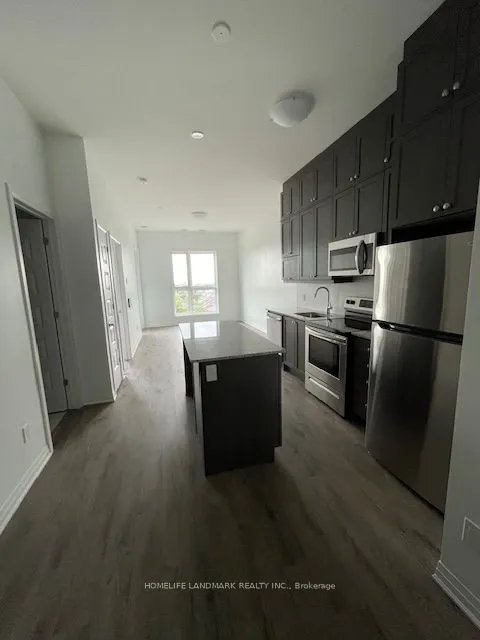 95 Dundas Street S, #411