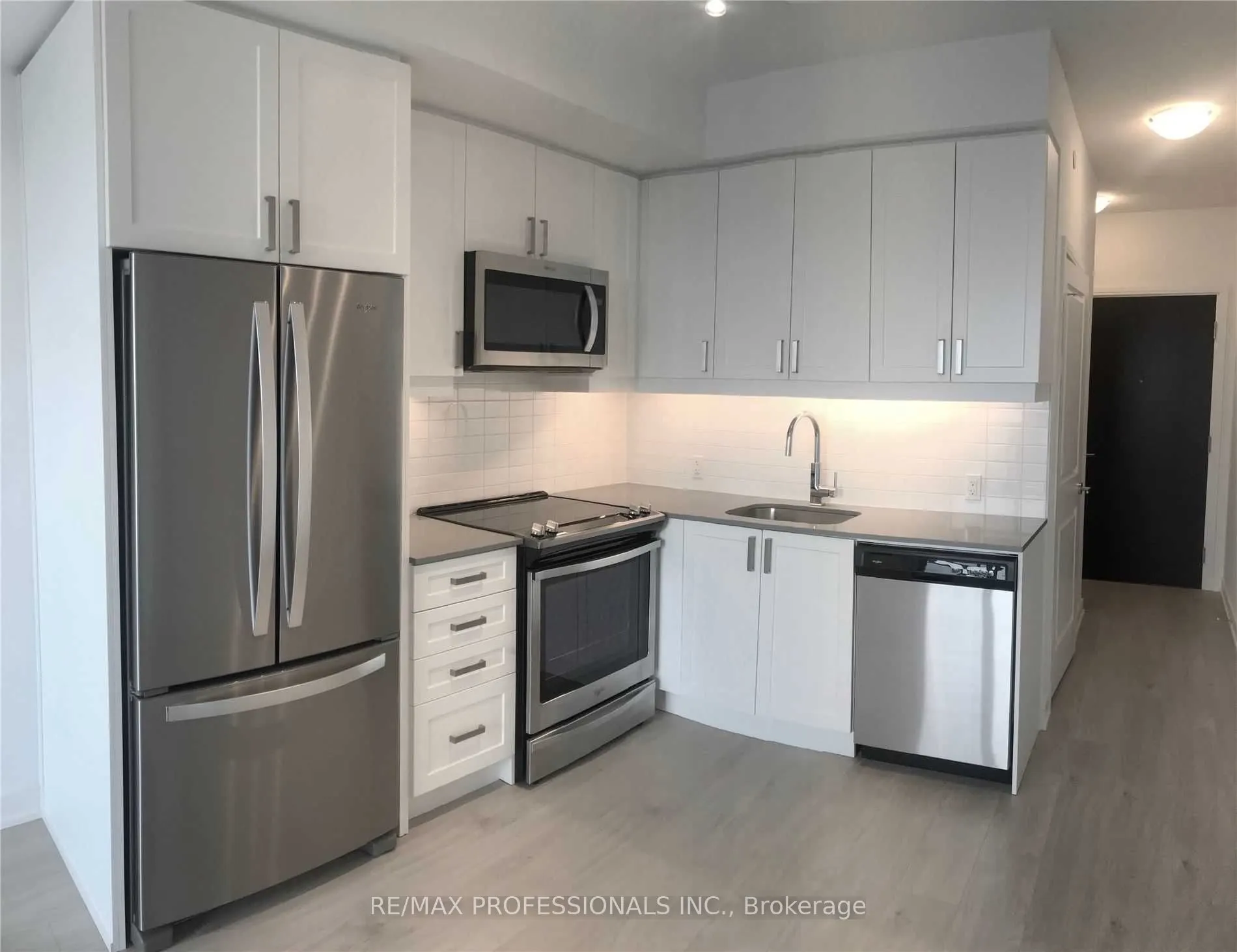 8 Nahani Way, #2805
