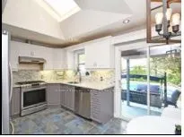 7 Lesbury Avenue