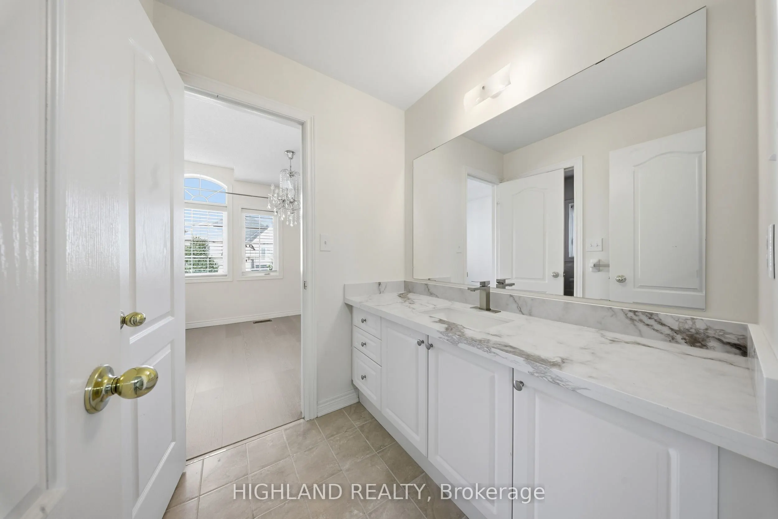 426 Hidden Trail