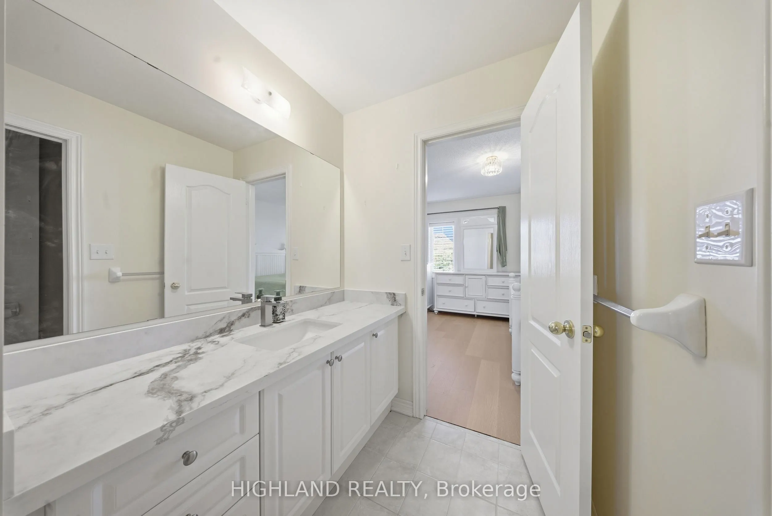 426 Hidden Trail