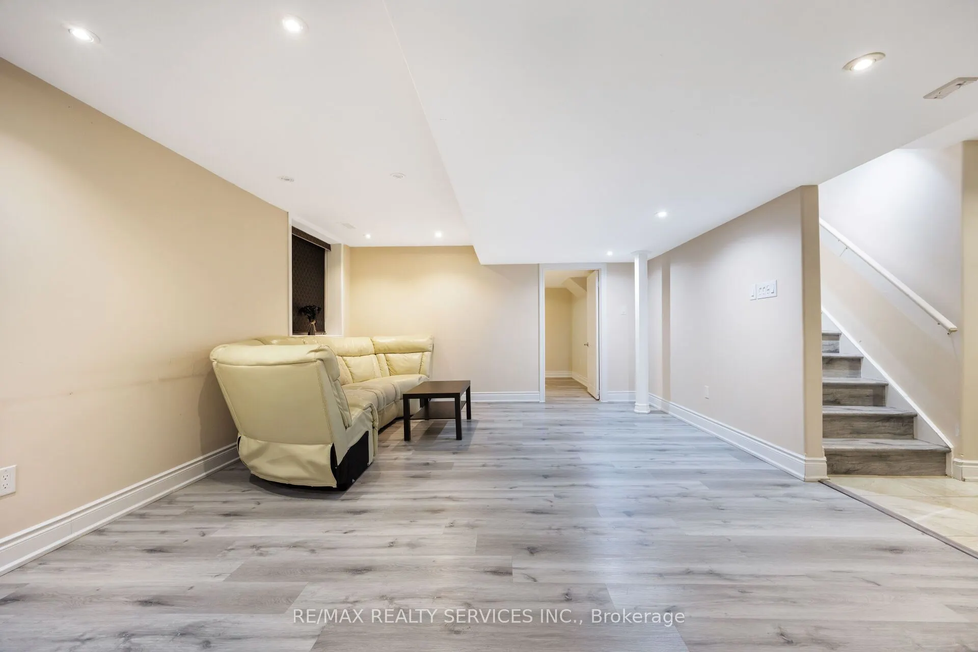 51 Midsummer Drive