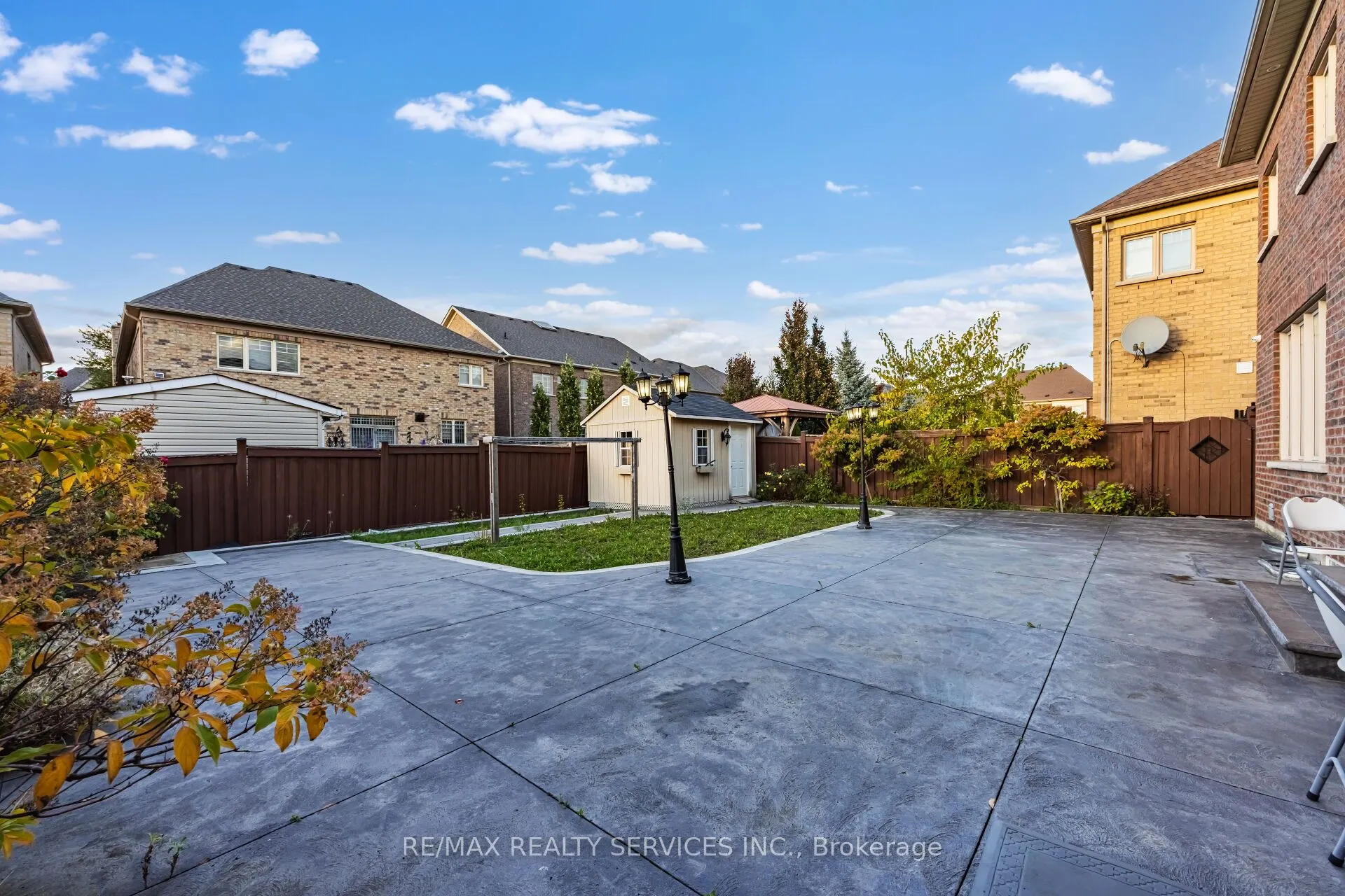 51 Midsummer Drive