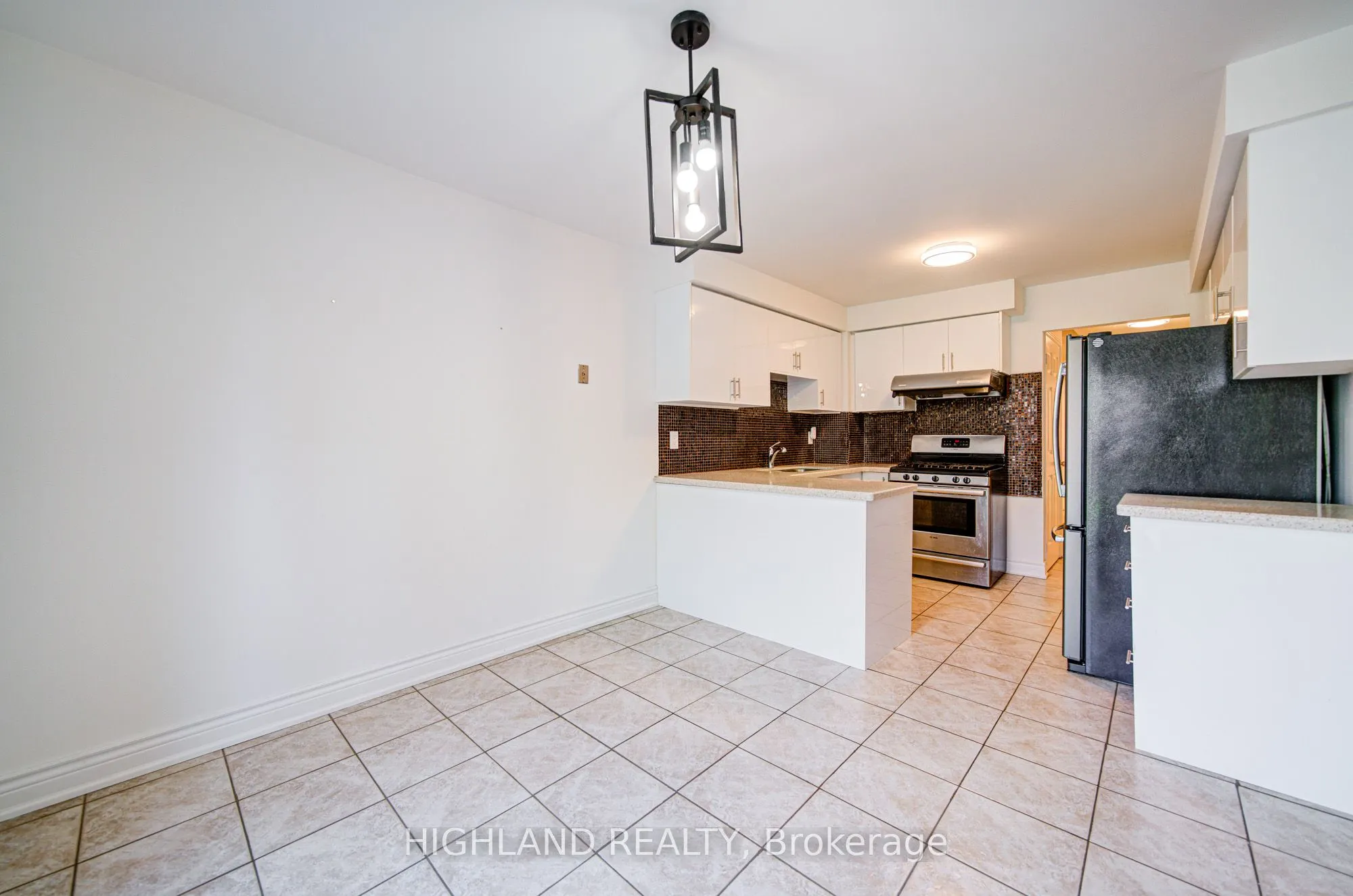 671 Dinsmore Court